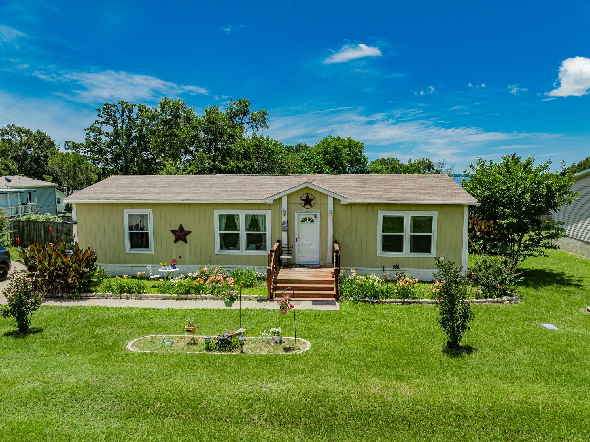 10535 Northlake Circle