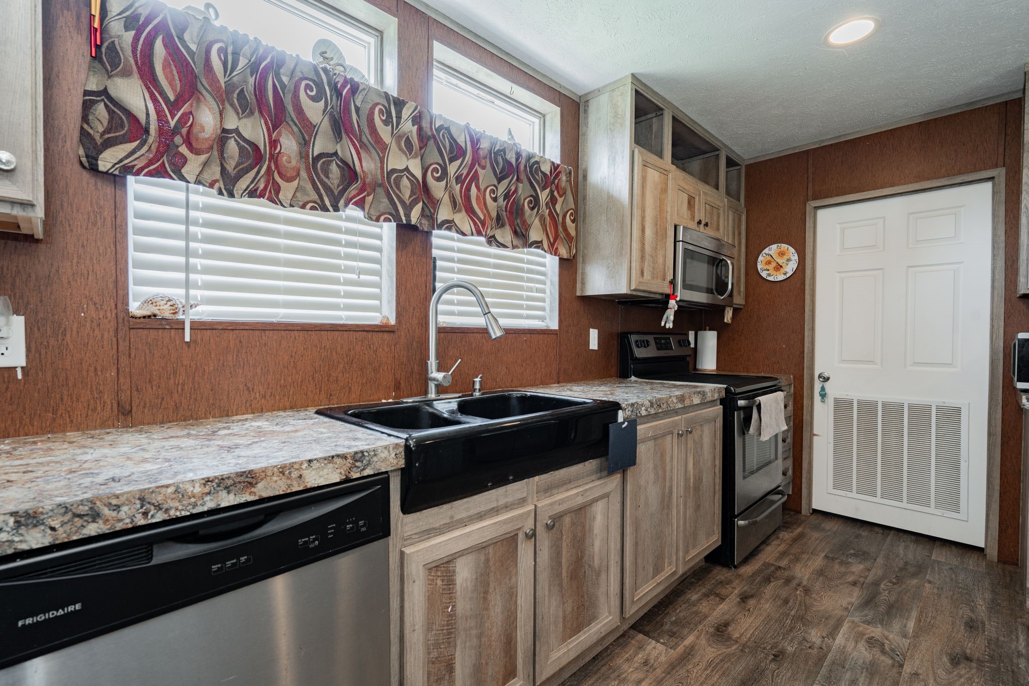 10535 Northlake Circle