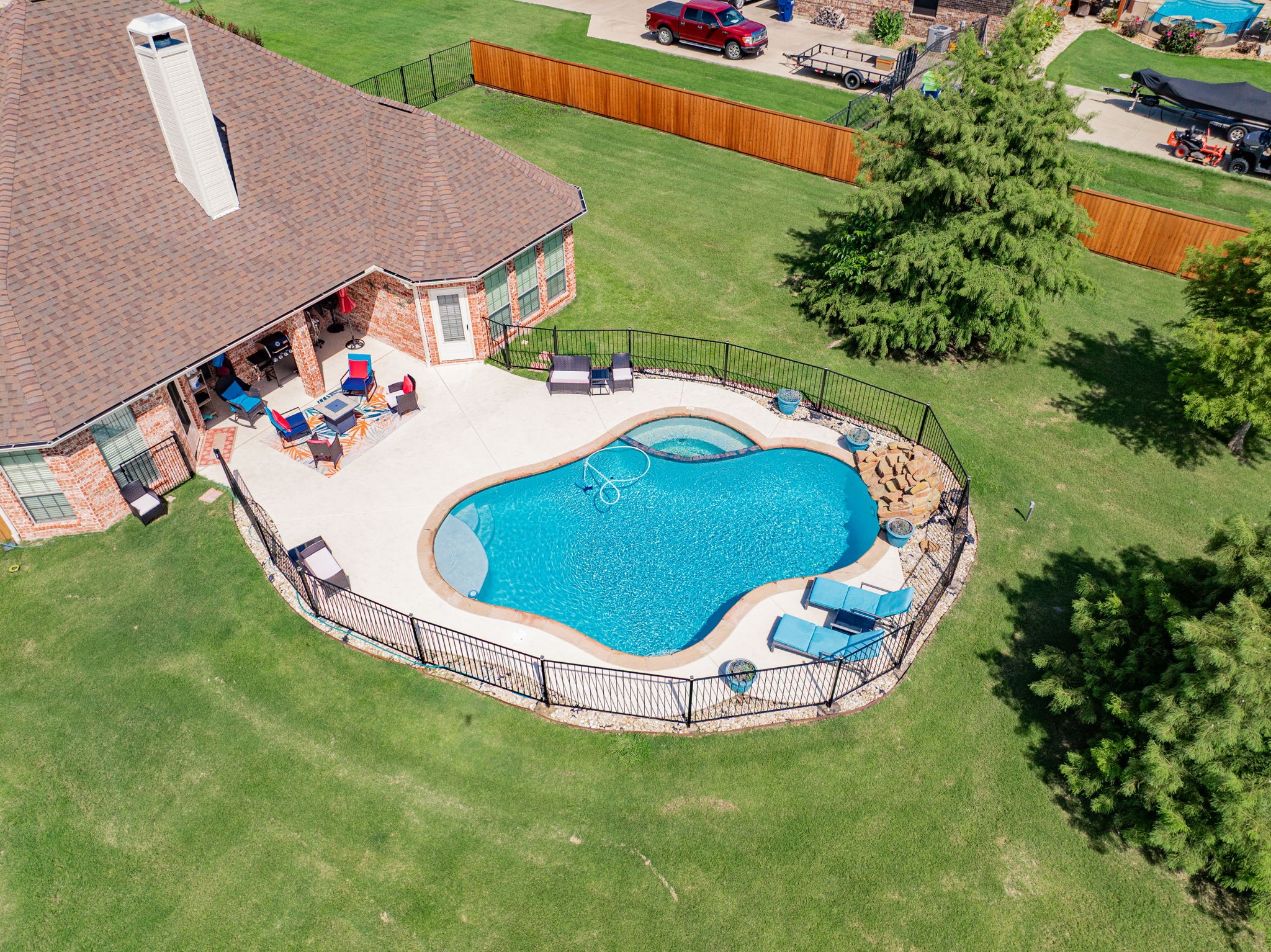 2577 W Alamosa Drive