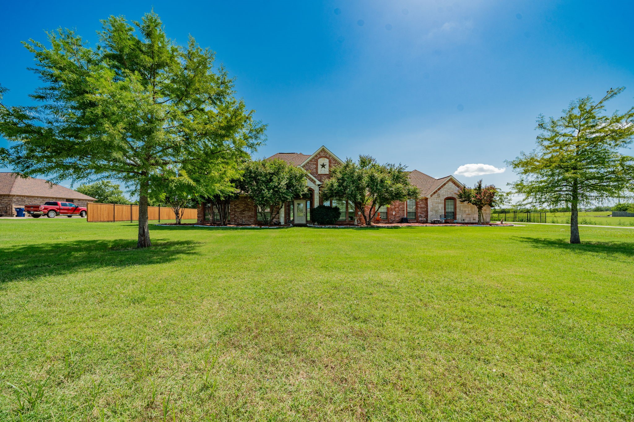 2577 W Alamosa Drive