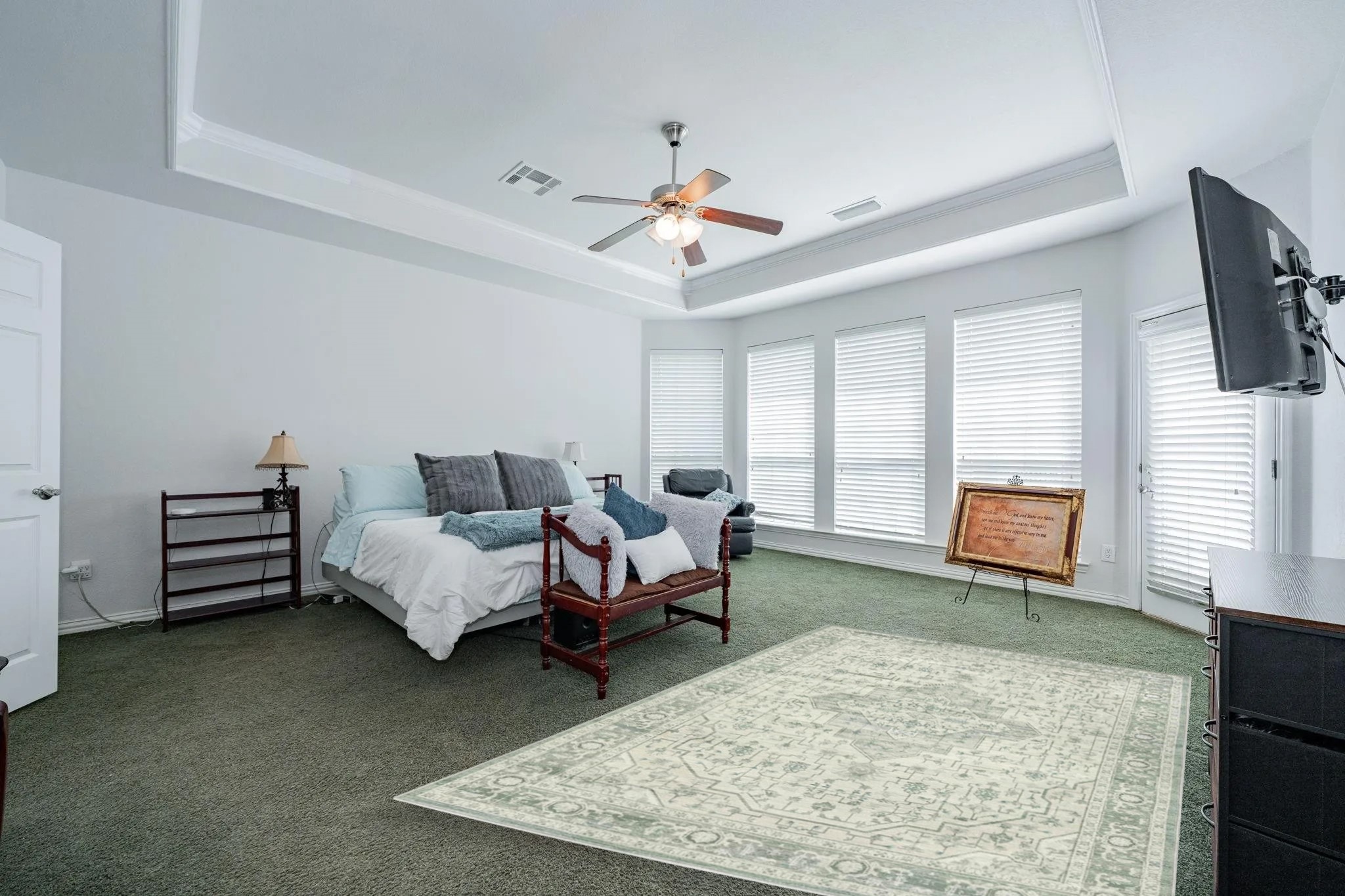 2577 W Alamosa Drive