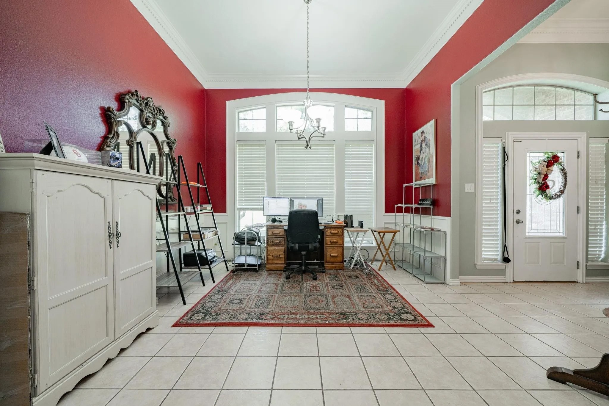 2577 W Alamosa Drive