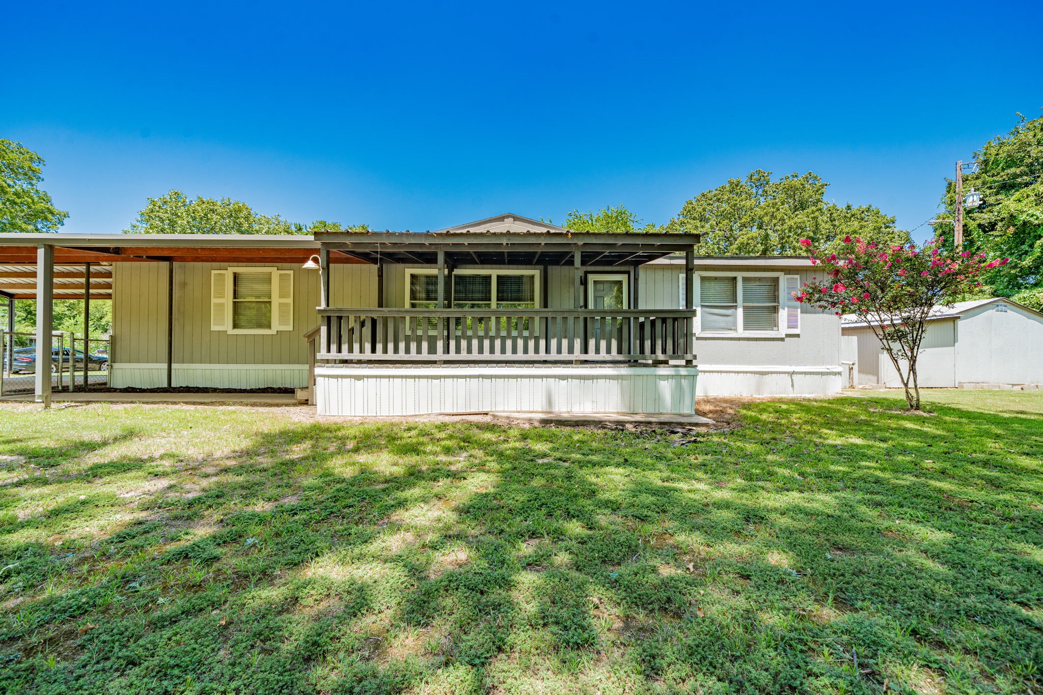 1120 Redoak Drive