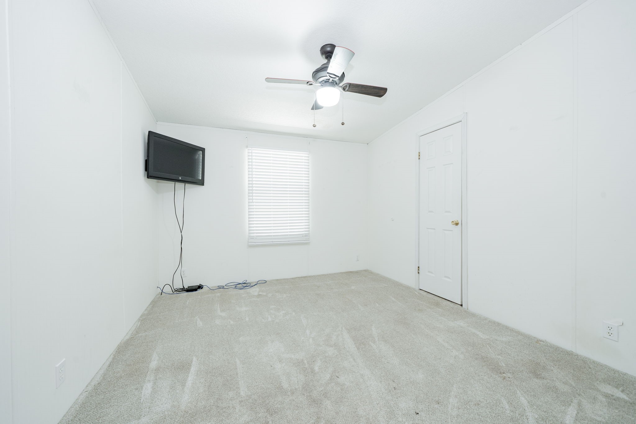 1120 Redoak Drive