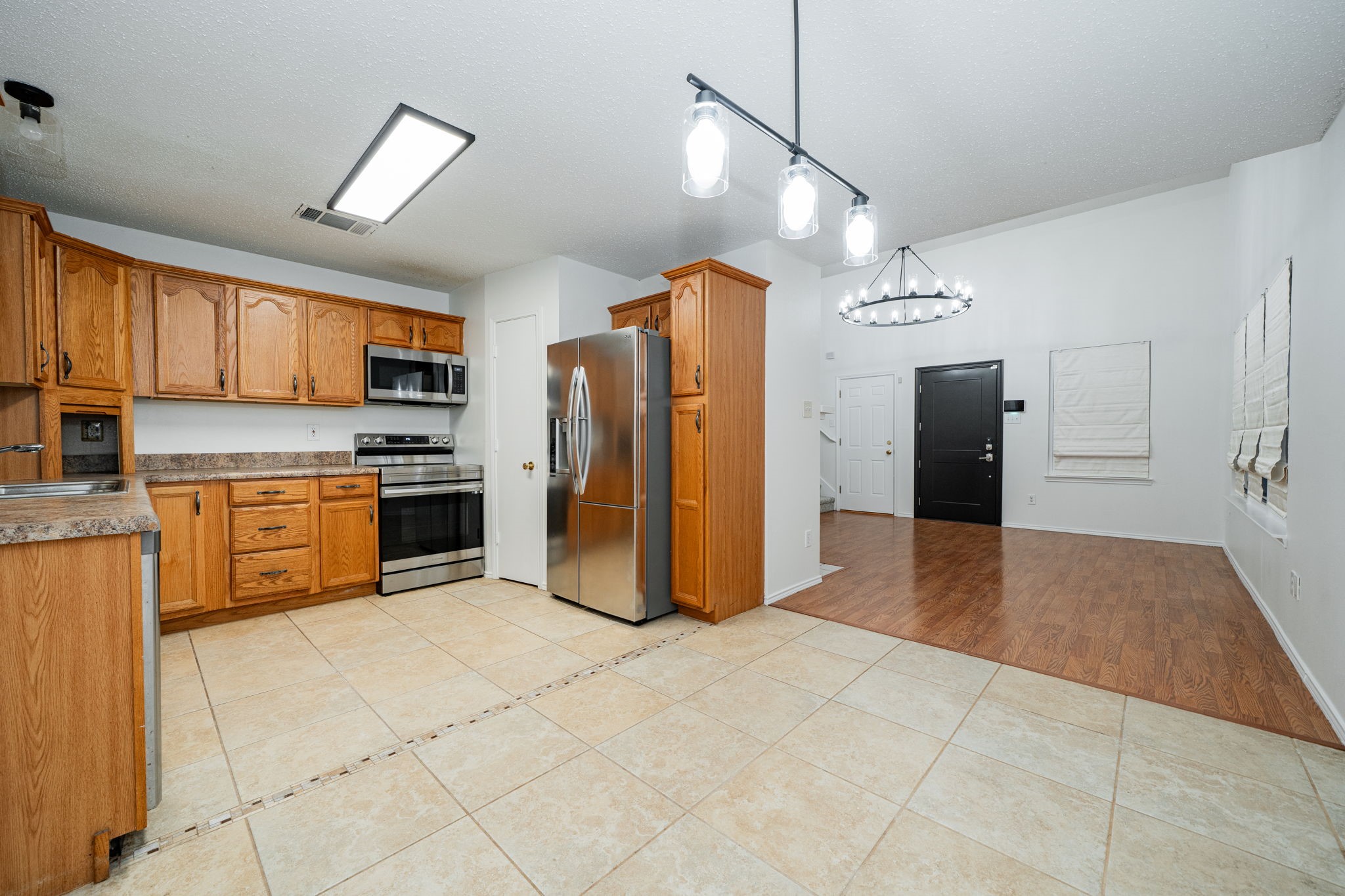 2014 Cardinal Lane