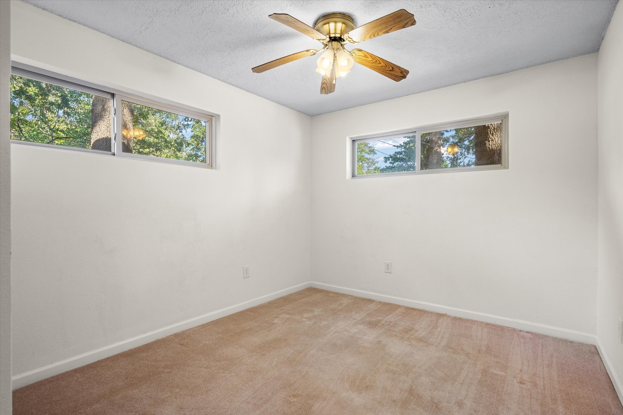 913 Doe Run Road