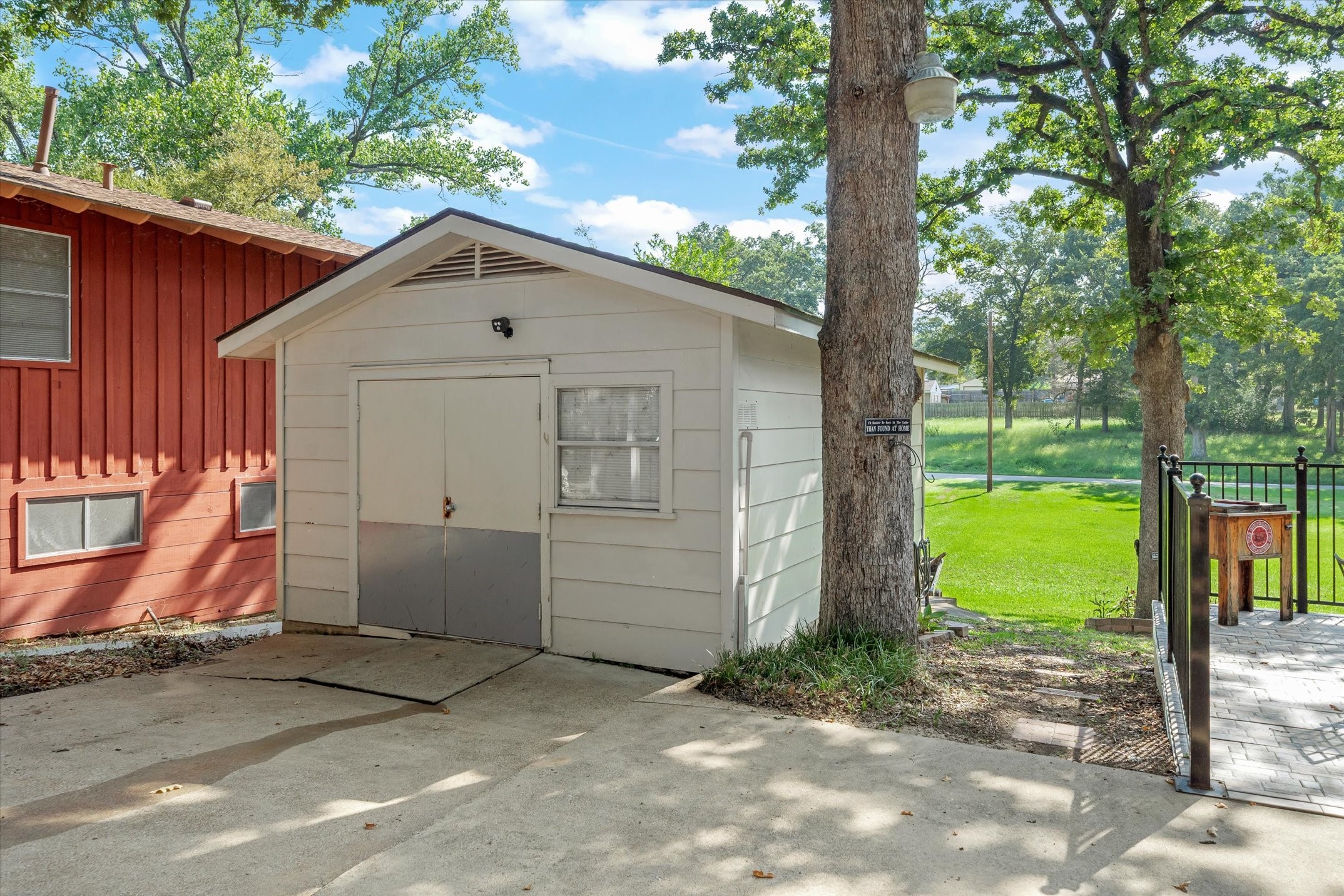 913 Doe Run Road
