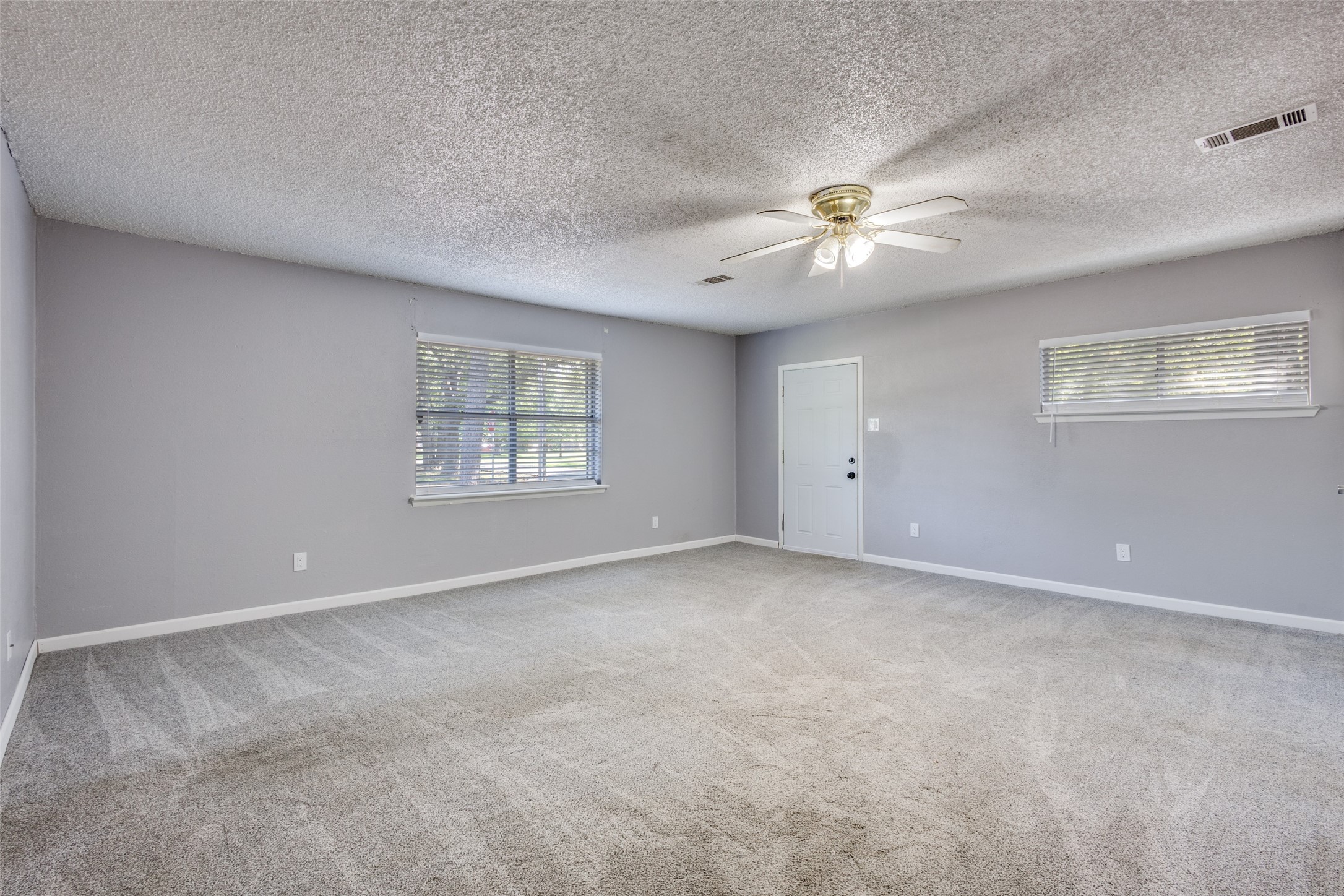 1001 Tanglewood