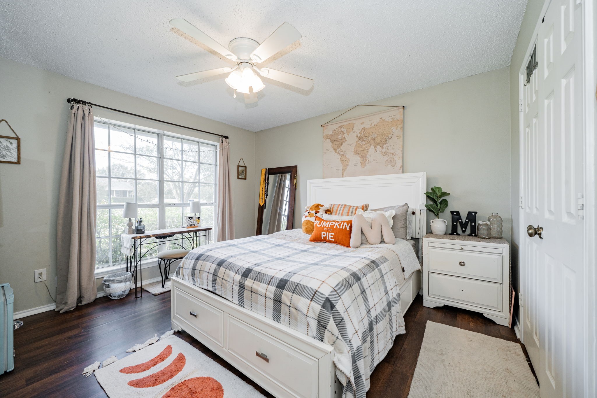 10128 Highland Prairie Lane