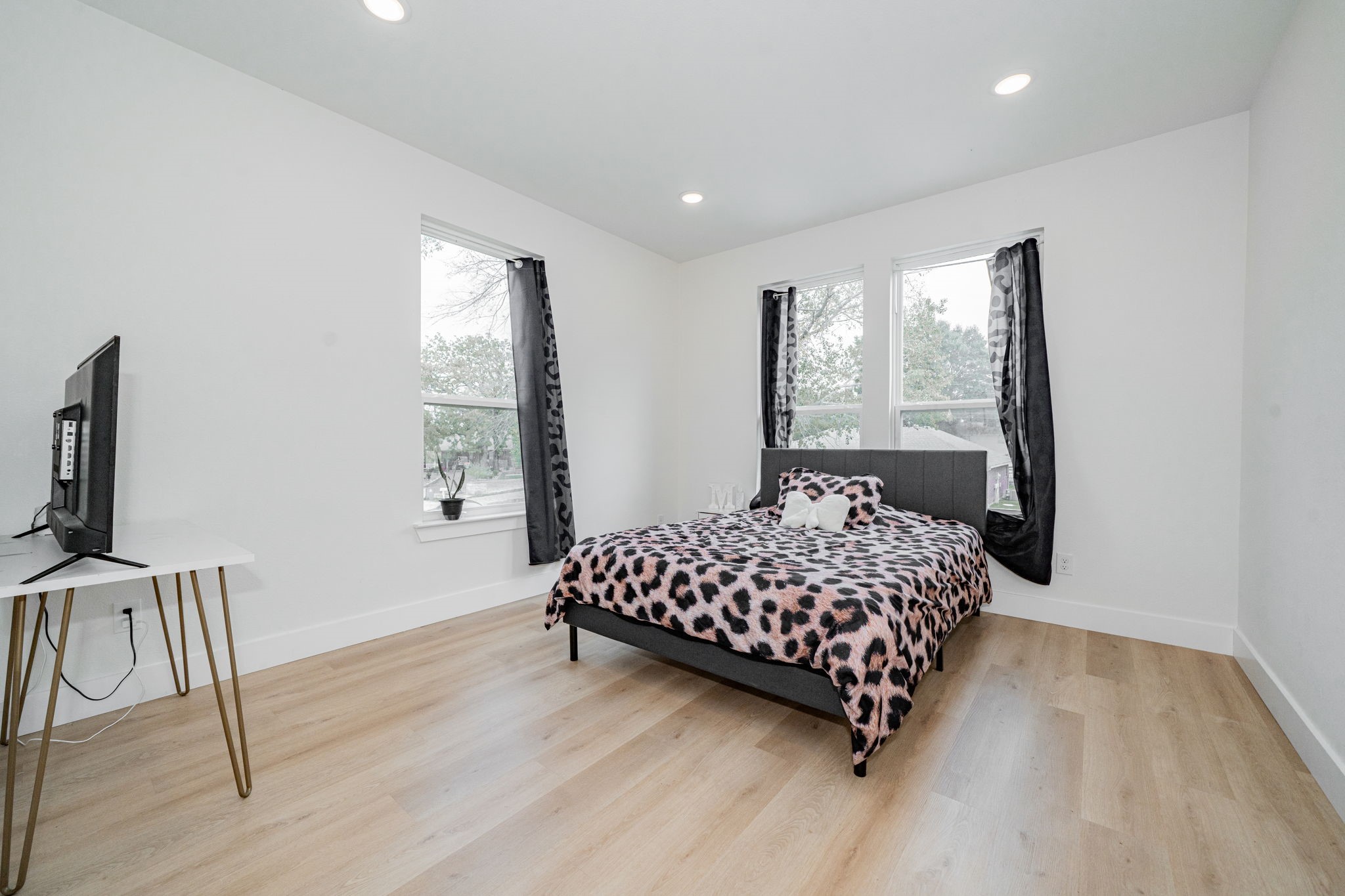 319 Coral Reef Street