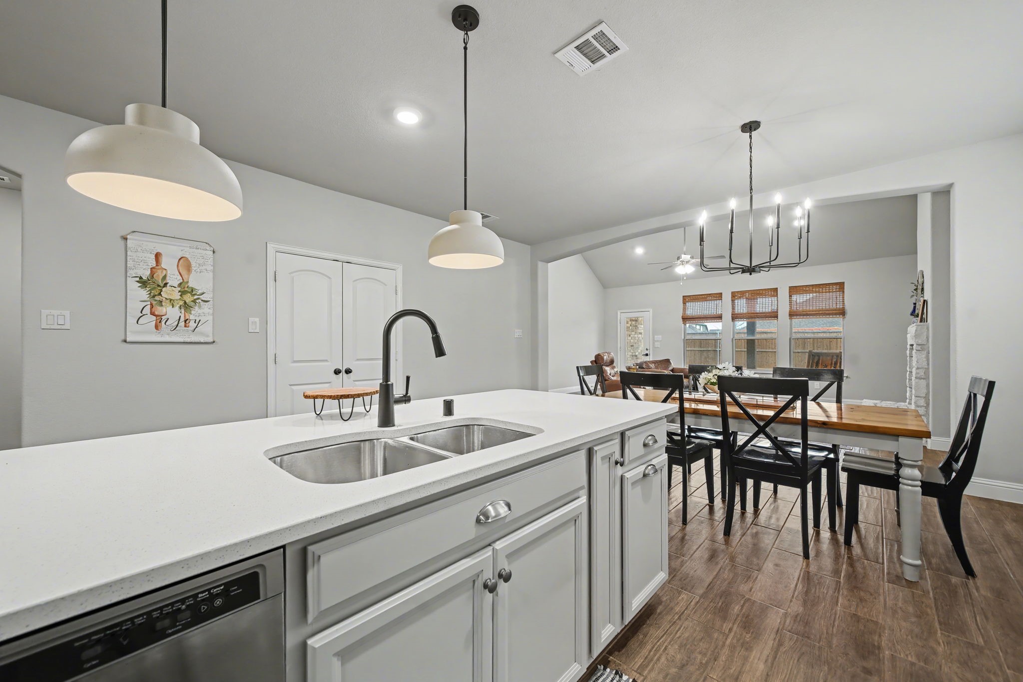 433 Forestridge Drive