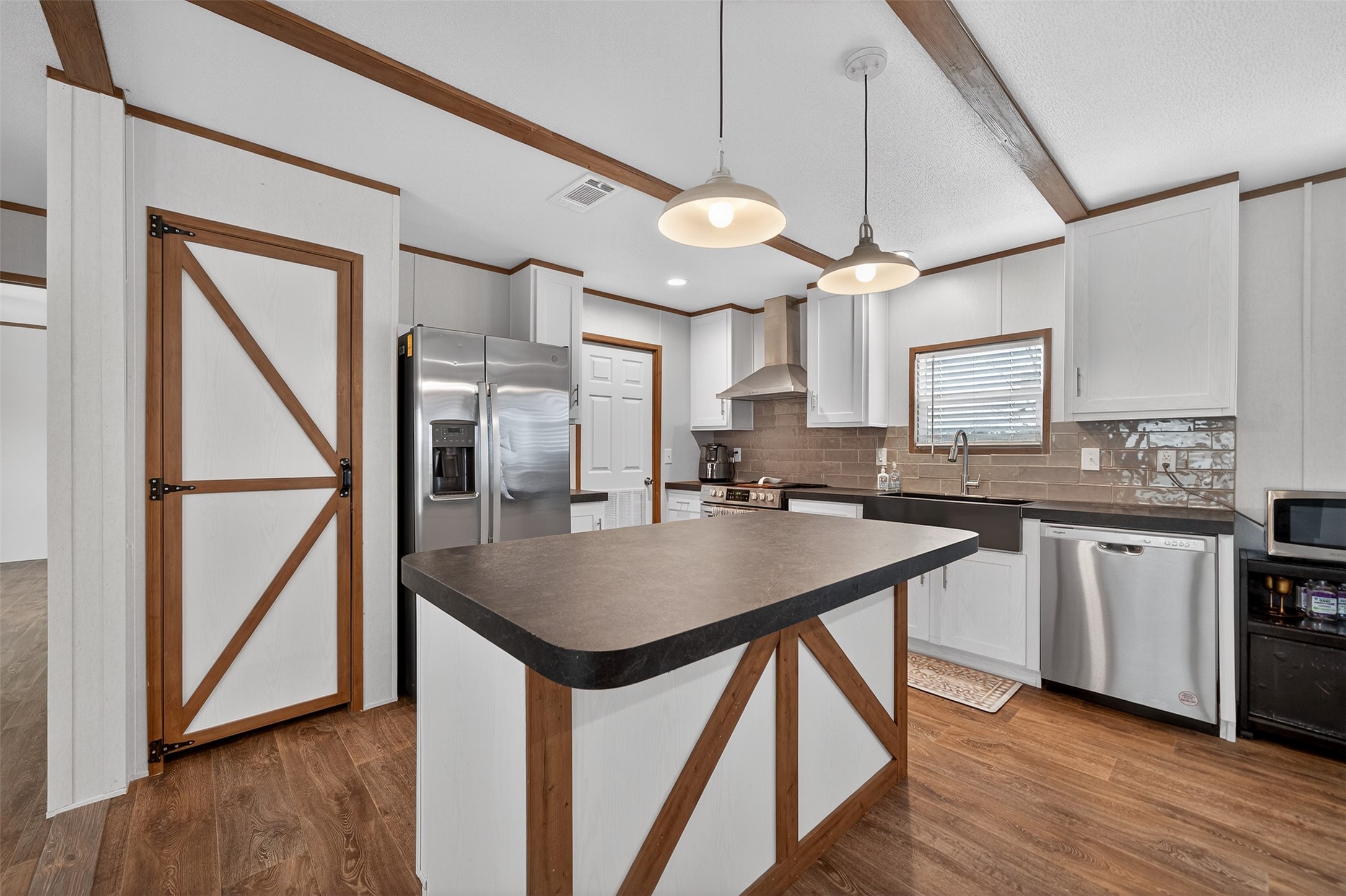 15099 E State Highway 243