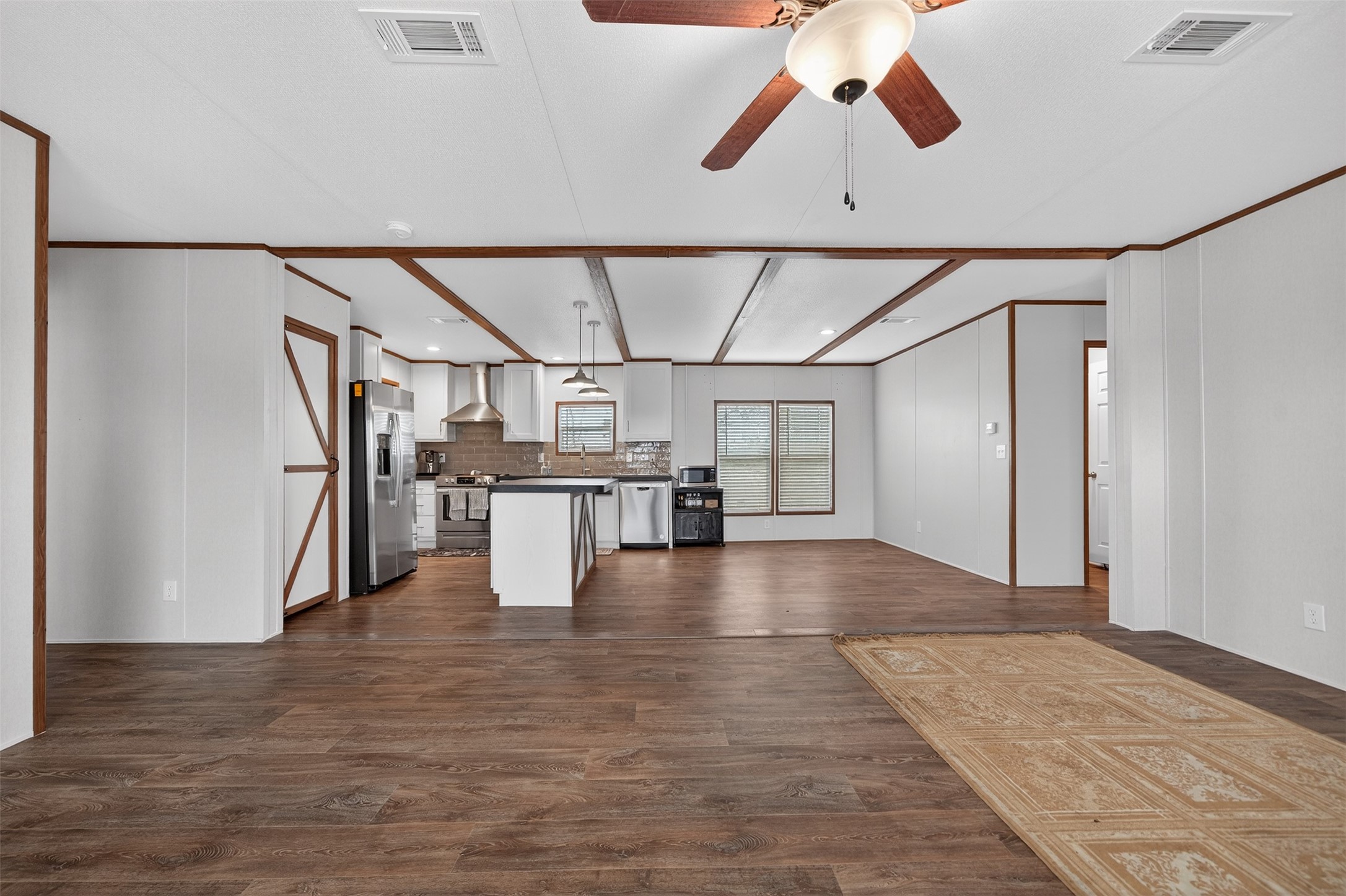 15099 E State Highway 243