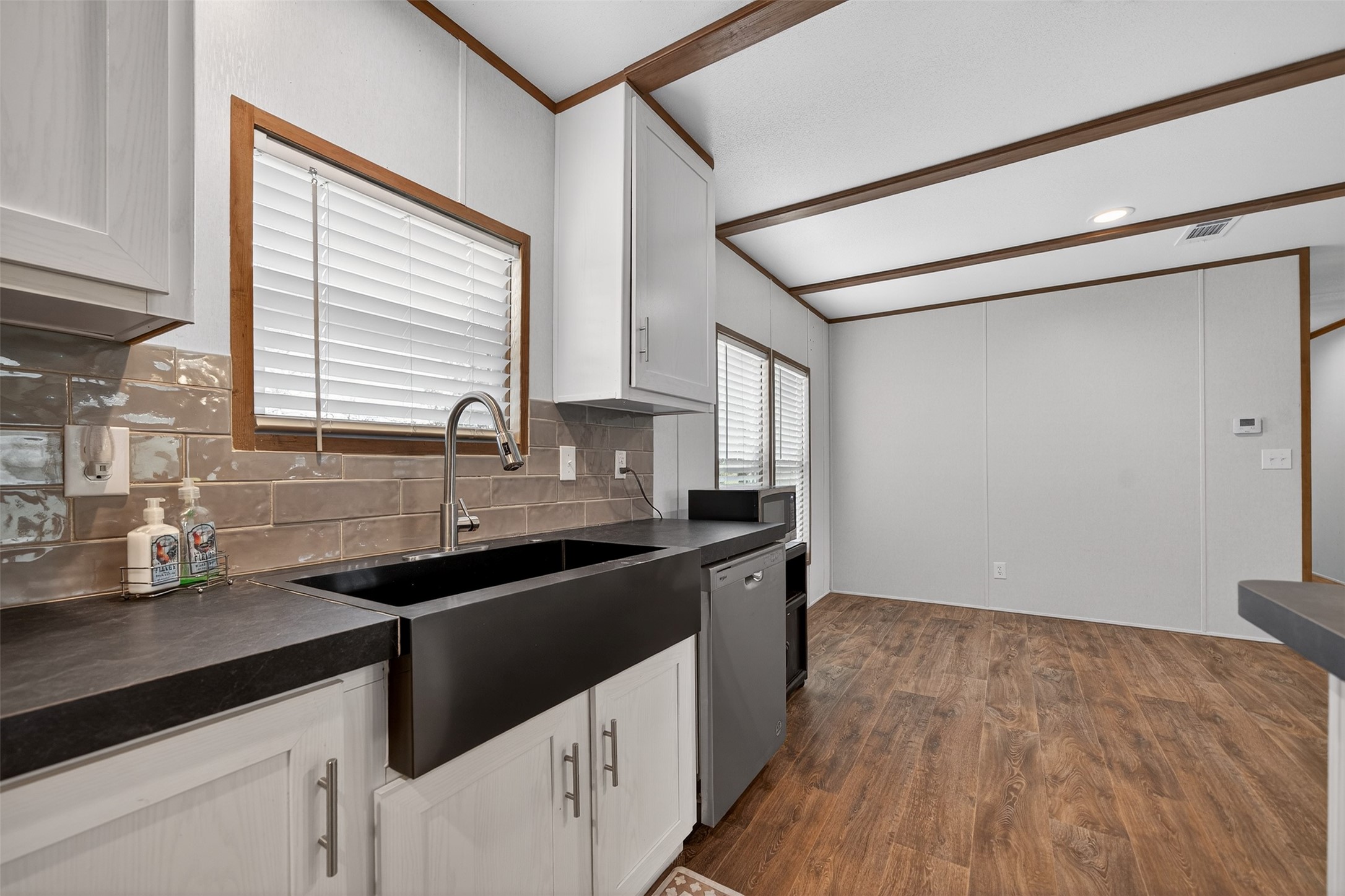 15099 E State Highway 243