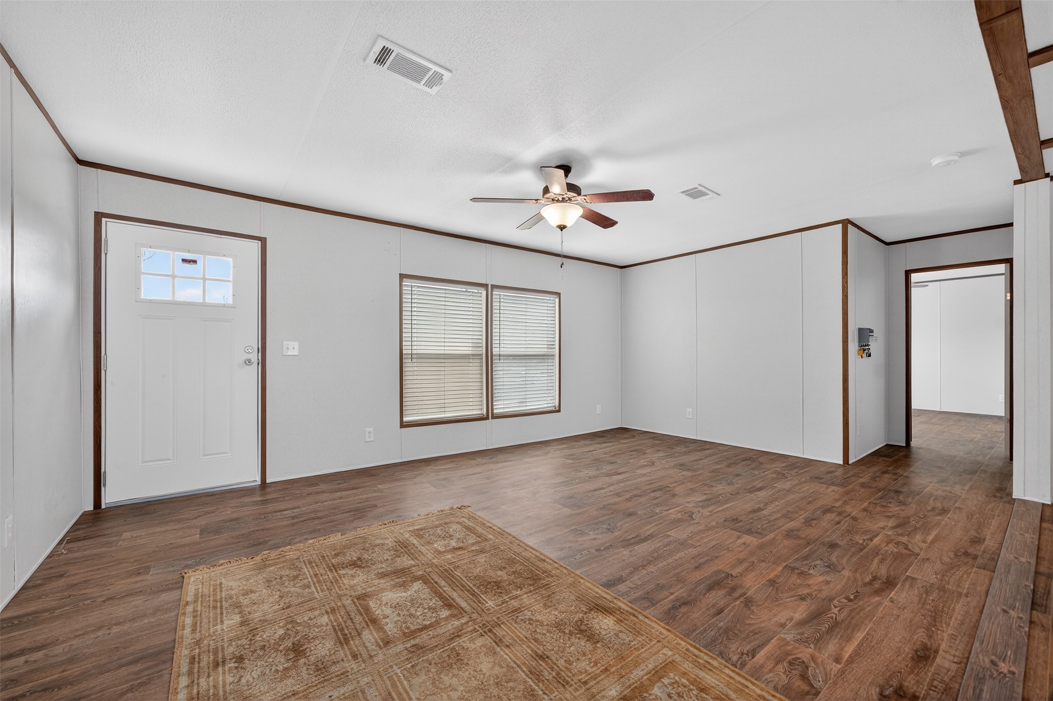 15099 E State Highway 243