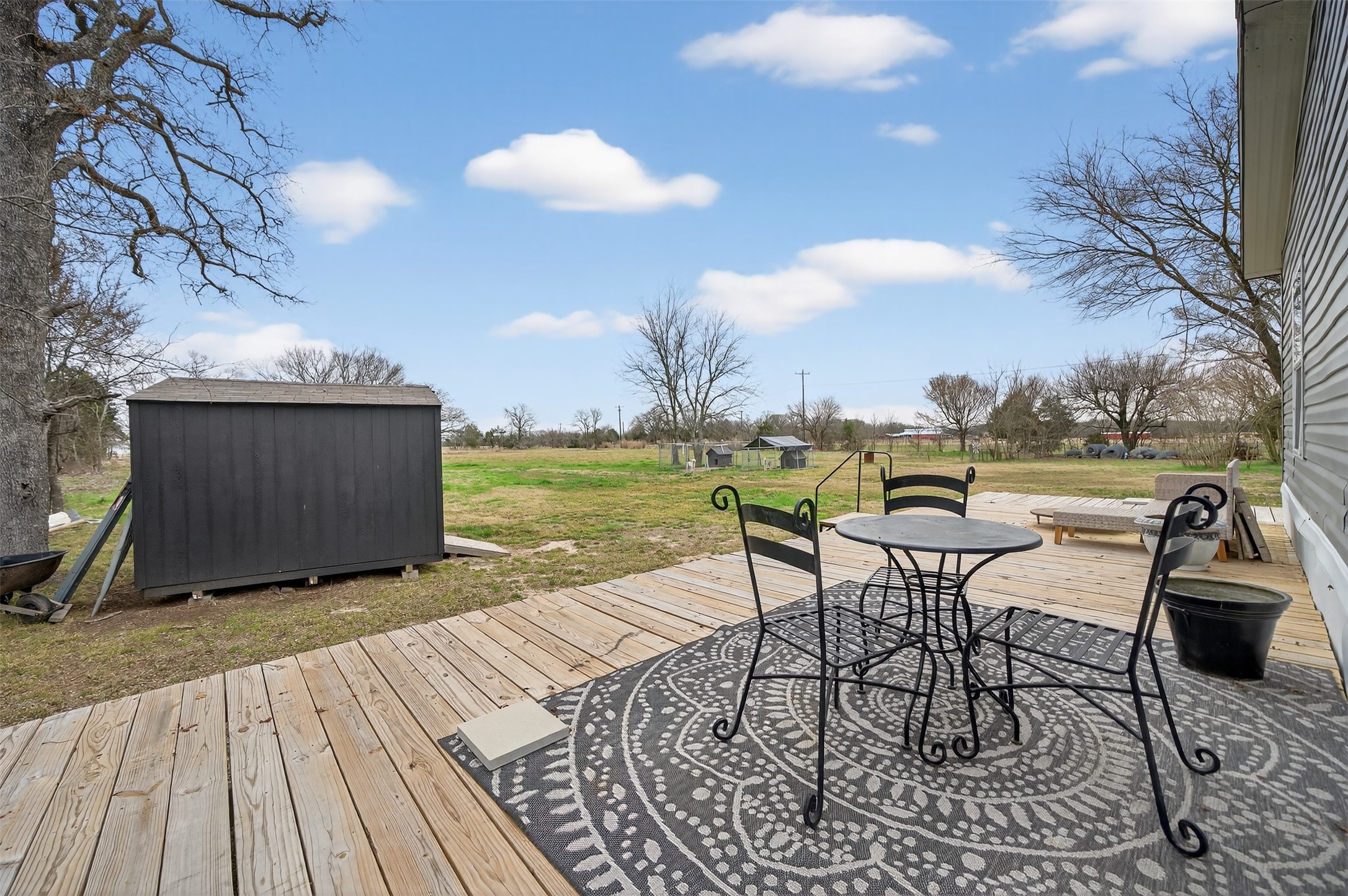 15099 E State Highway 243