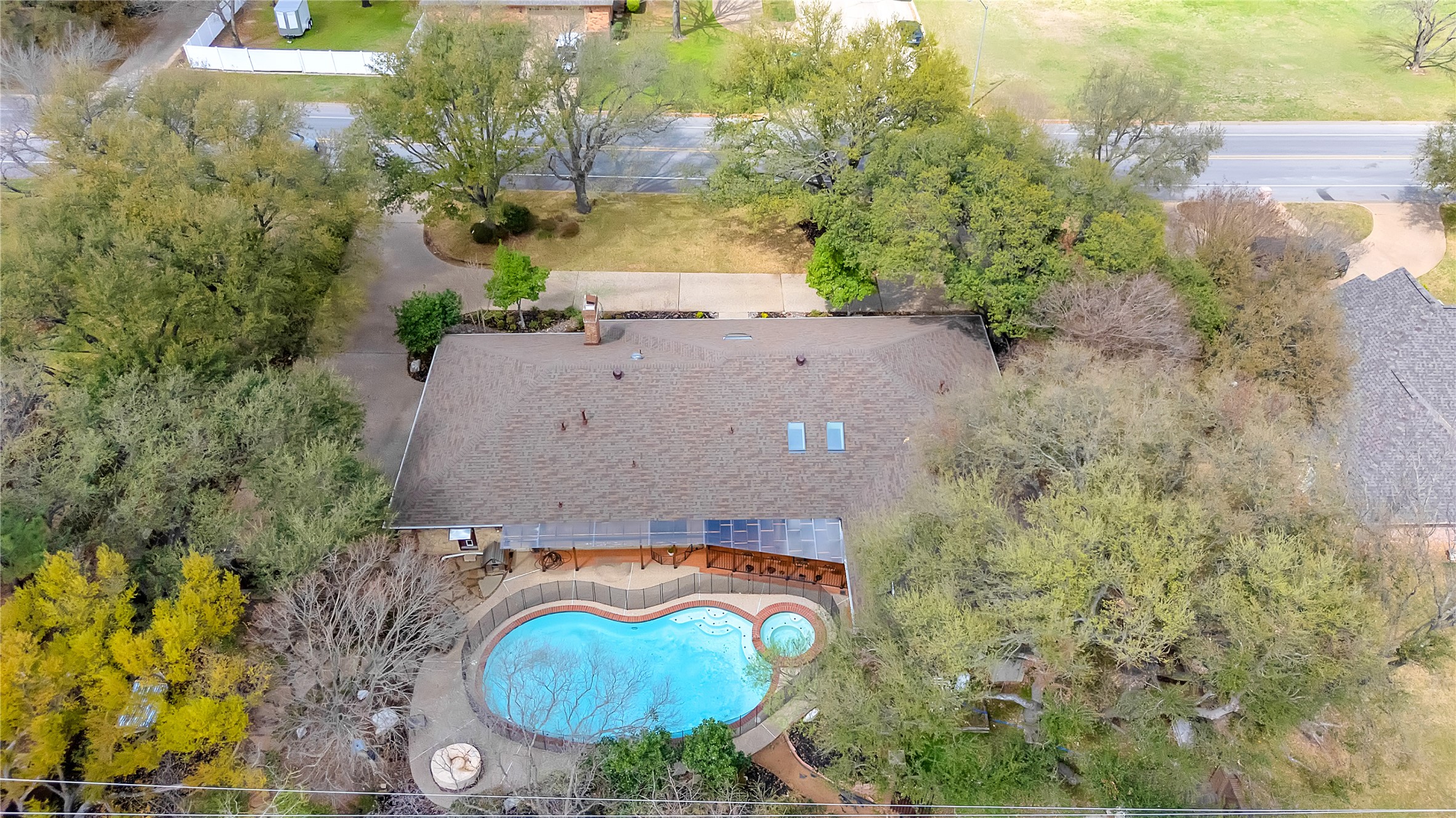 1503 W Westhill Drive