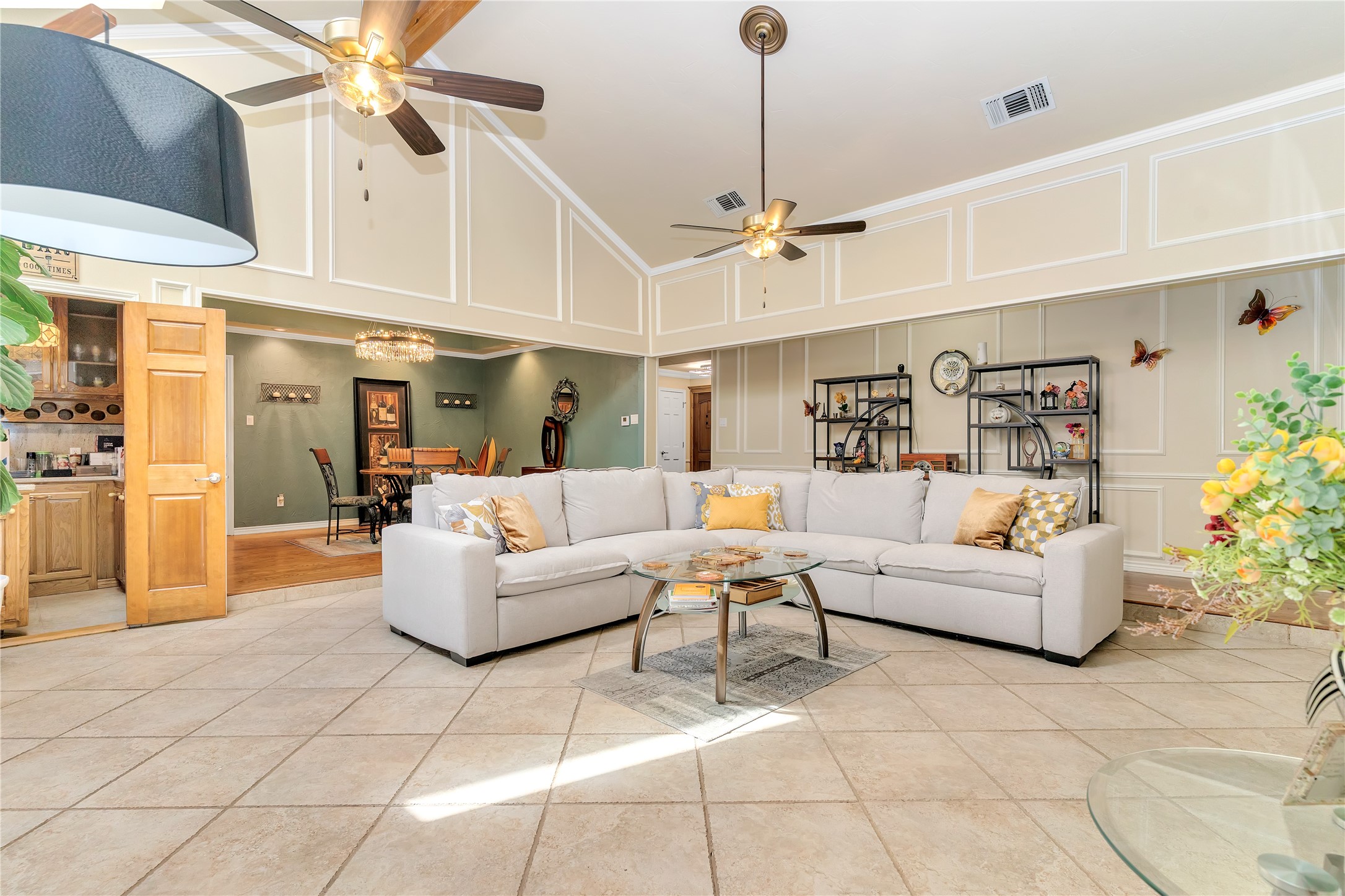 1503 W Westhill Drive