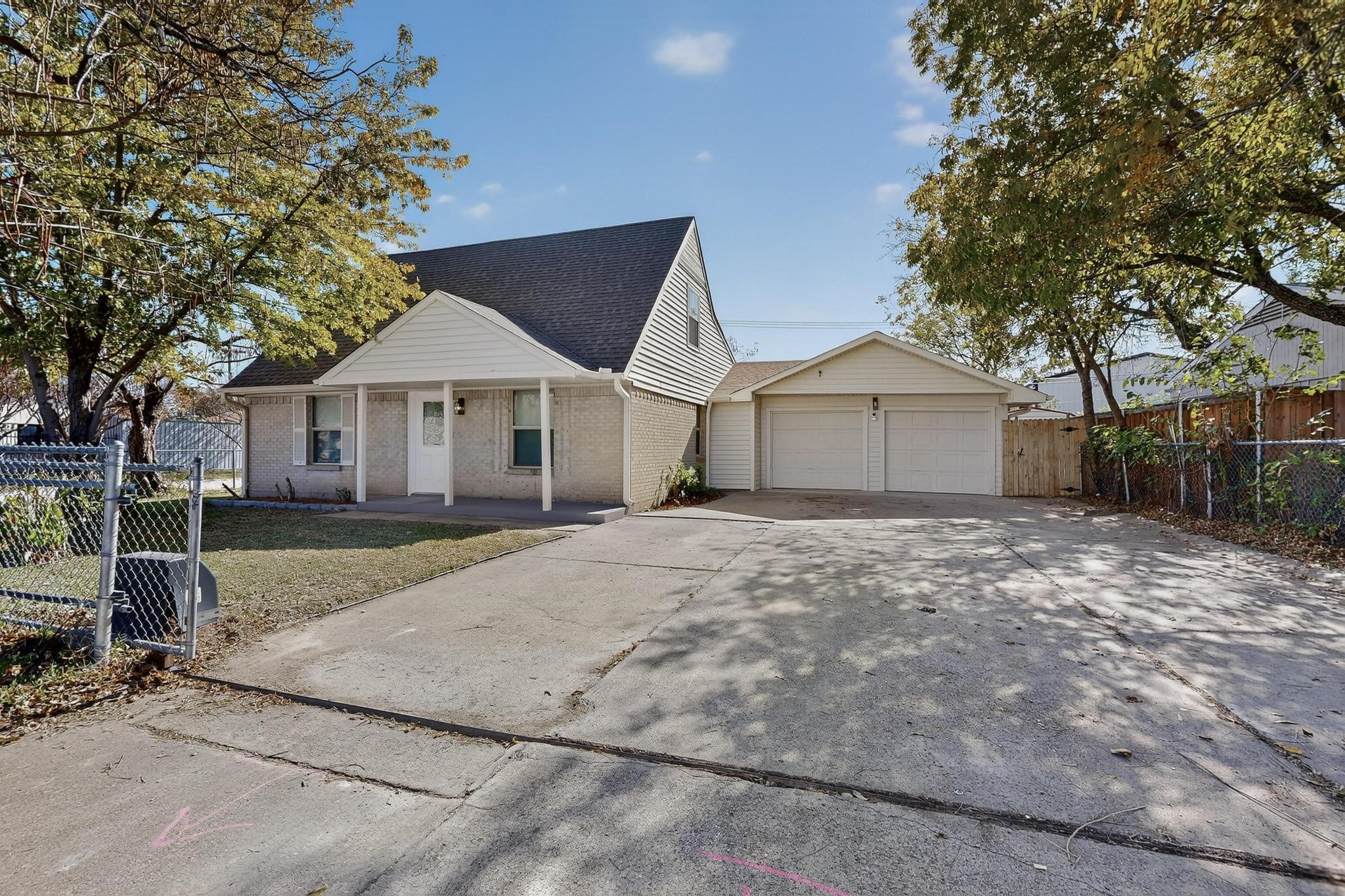 14024 Horseshoe Trail