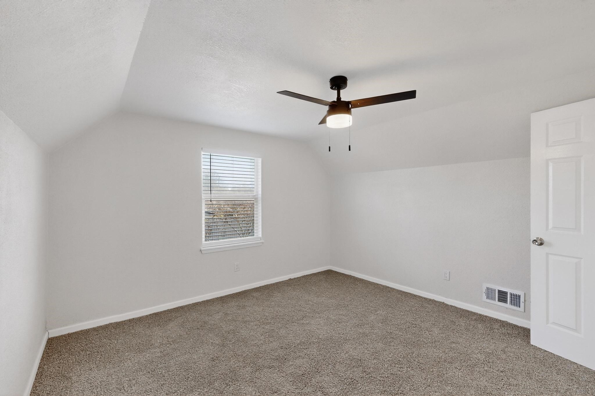 14024 Horseshoe Trail