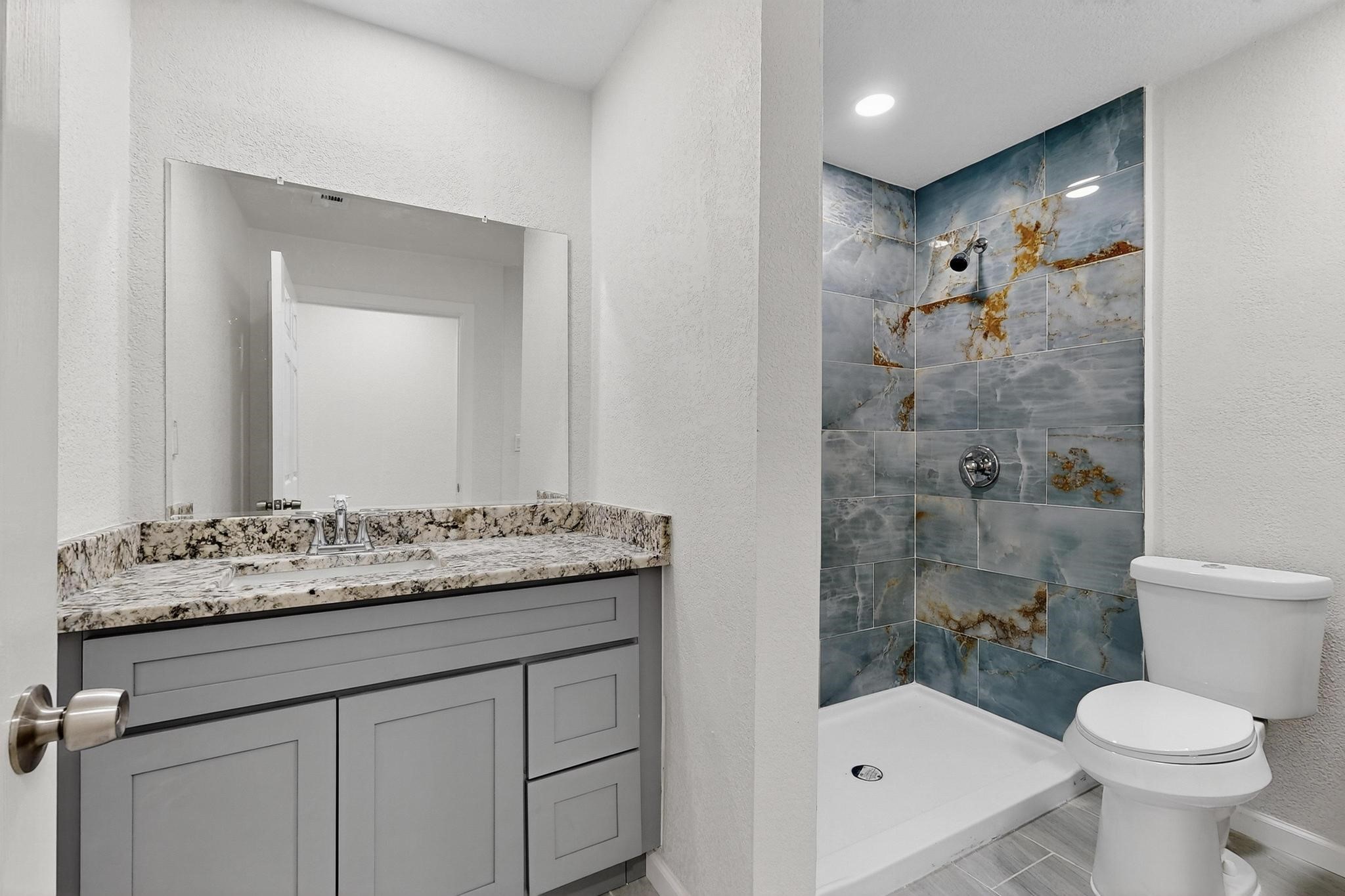 14024 Horseshoe Trail