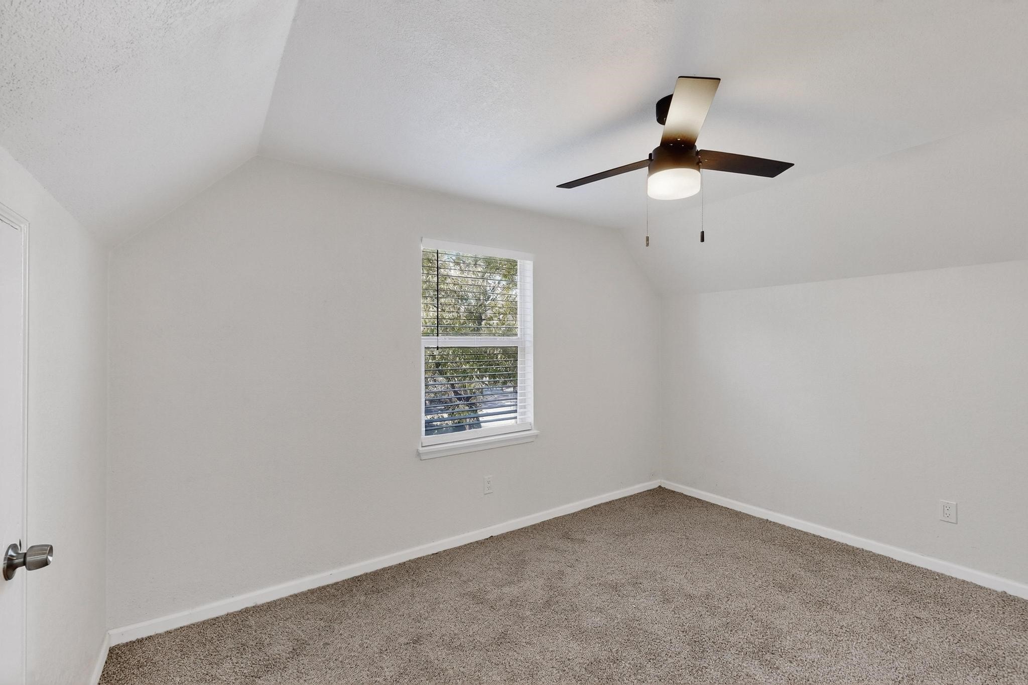 14024 Horseshoe Trail