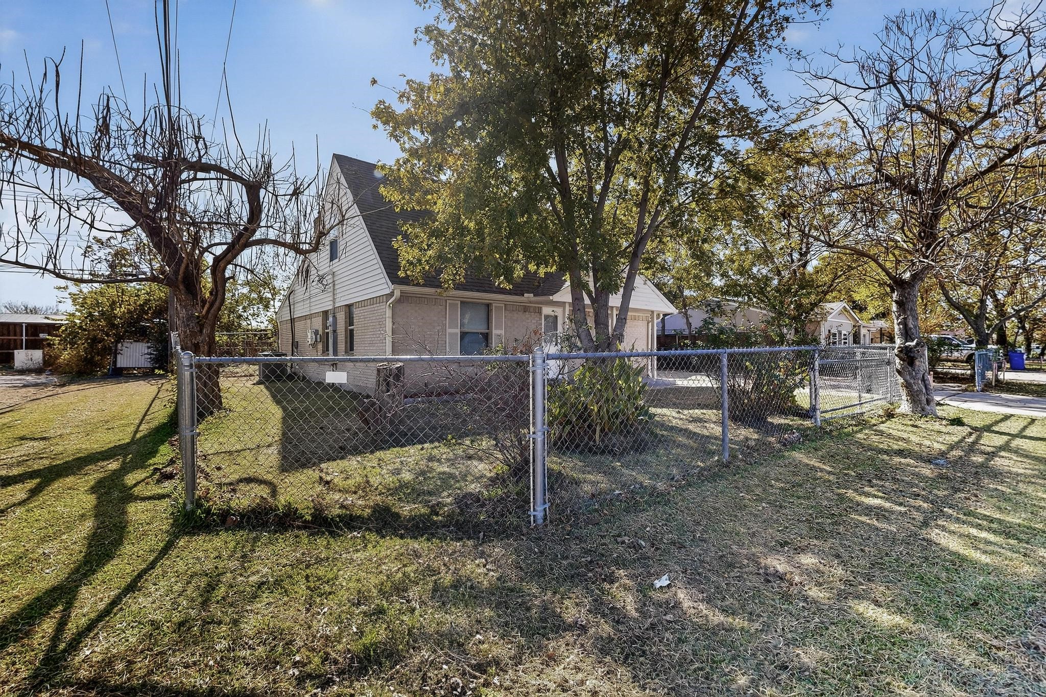 14024 Horseshoe Trail