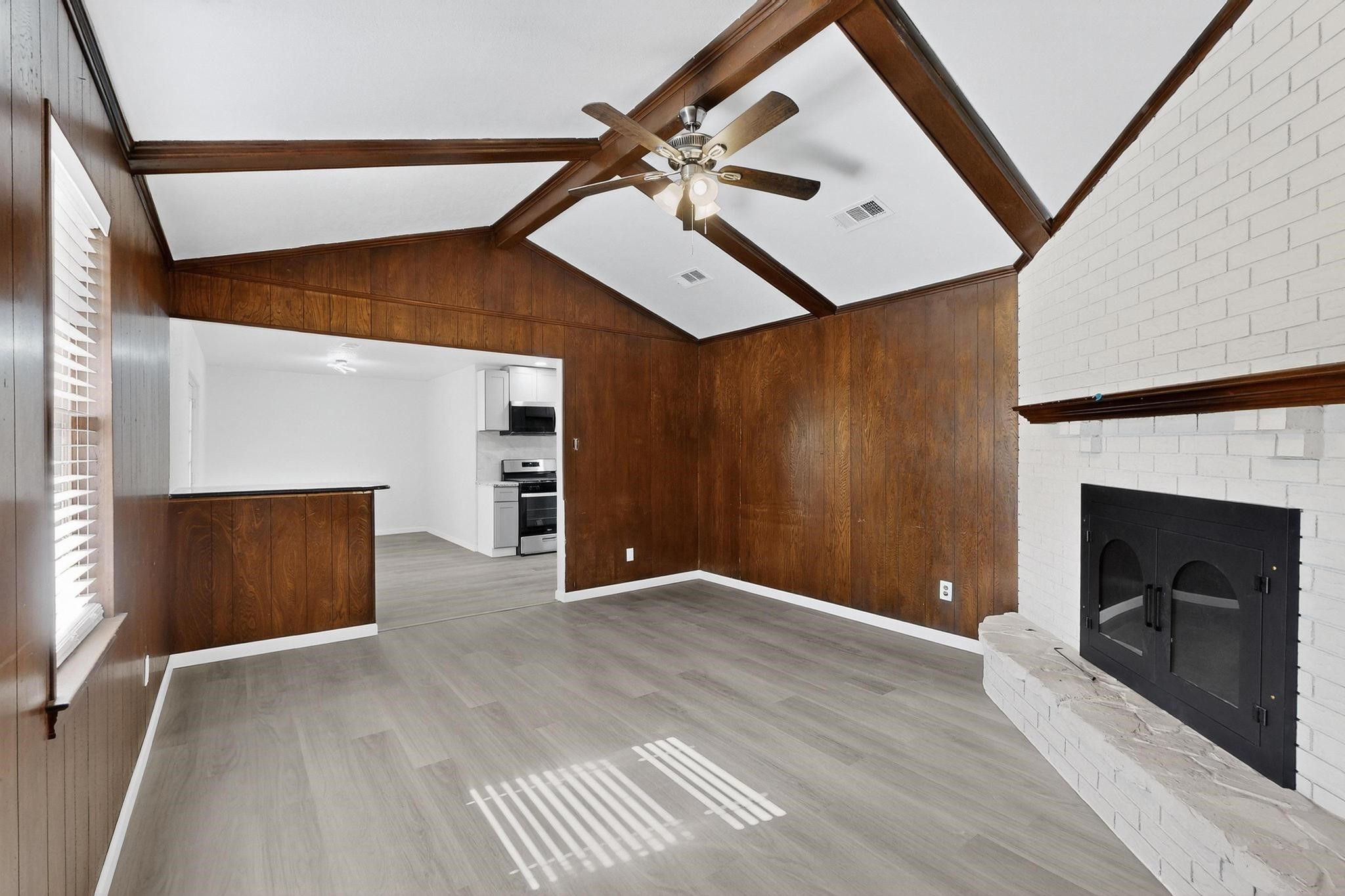 14024 Horseshoe Trail