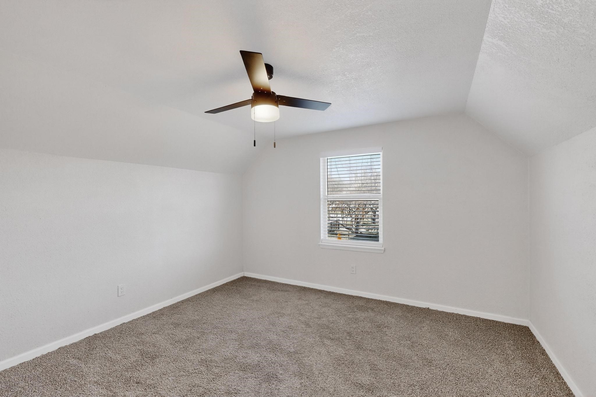 14024 Horseshoe Trail