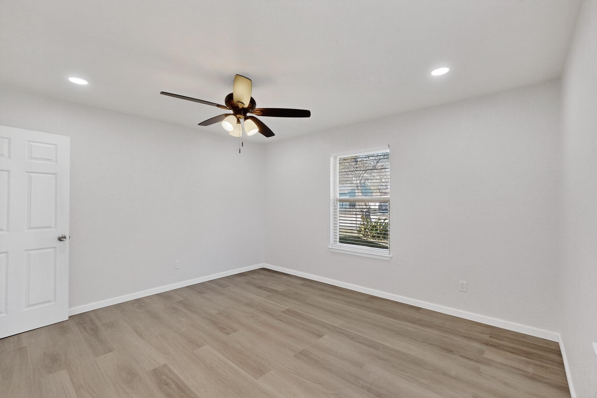 14024 Horseshoe Trail