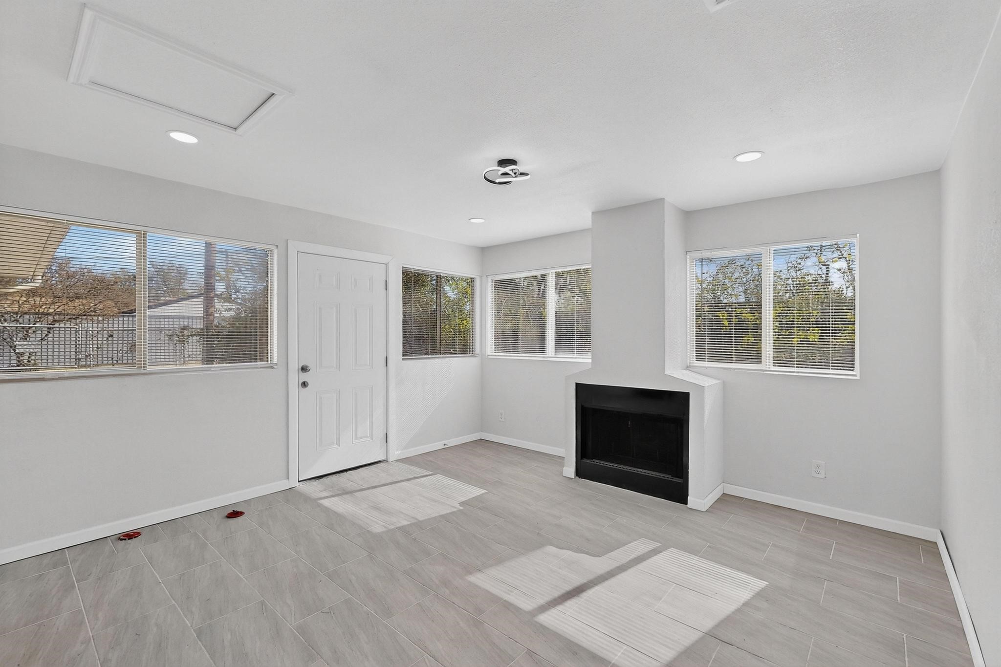 14024 Horseshoe Trail