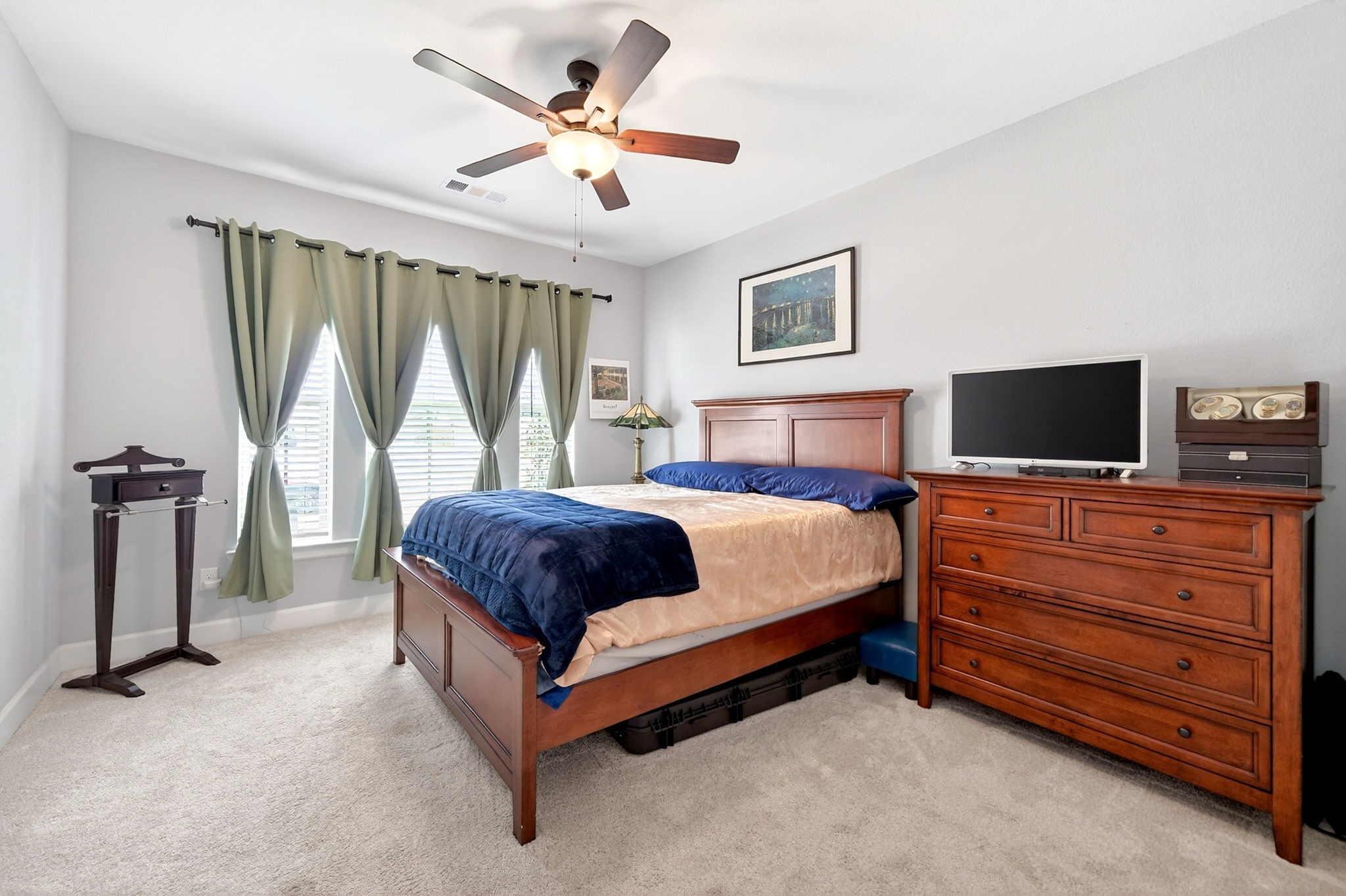 1469 Lawnview Drive