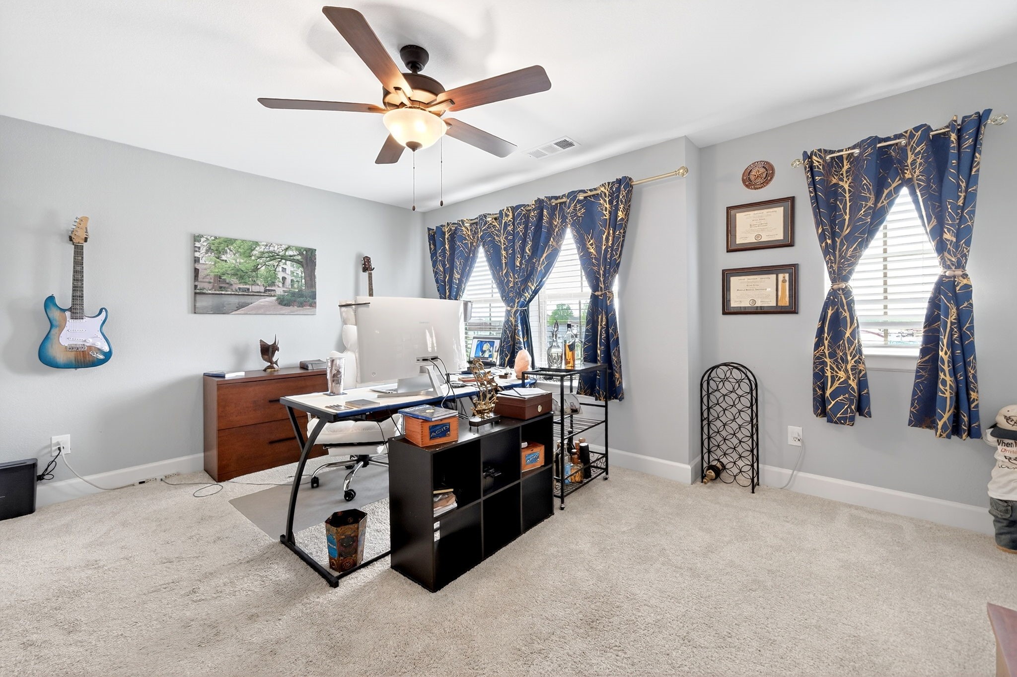1469 Lawnview Drive
