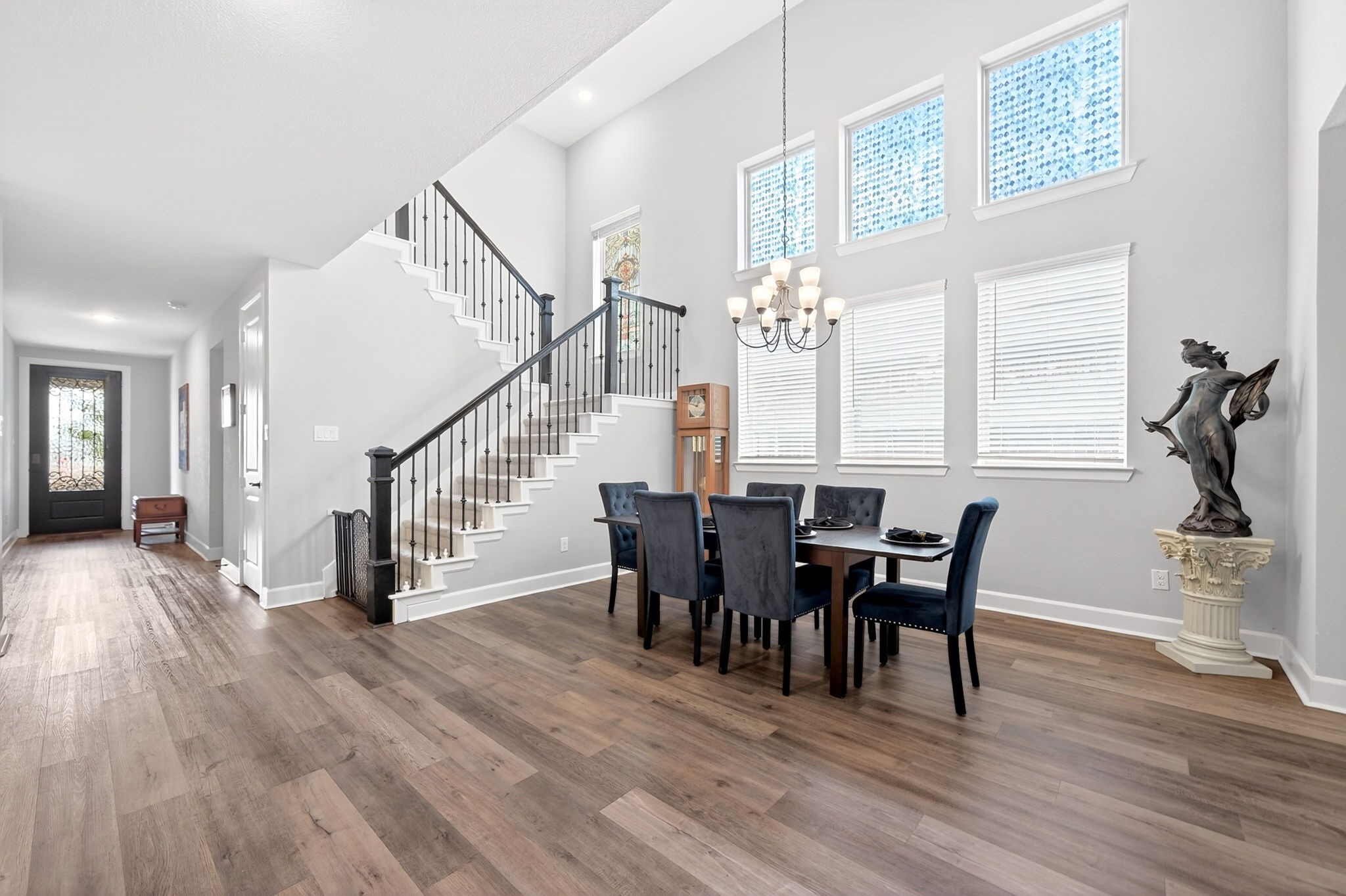 1469 Lawnview Drive