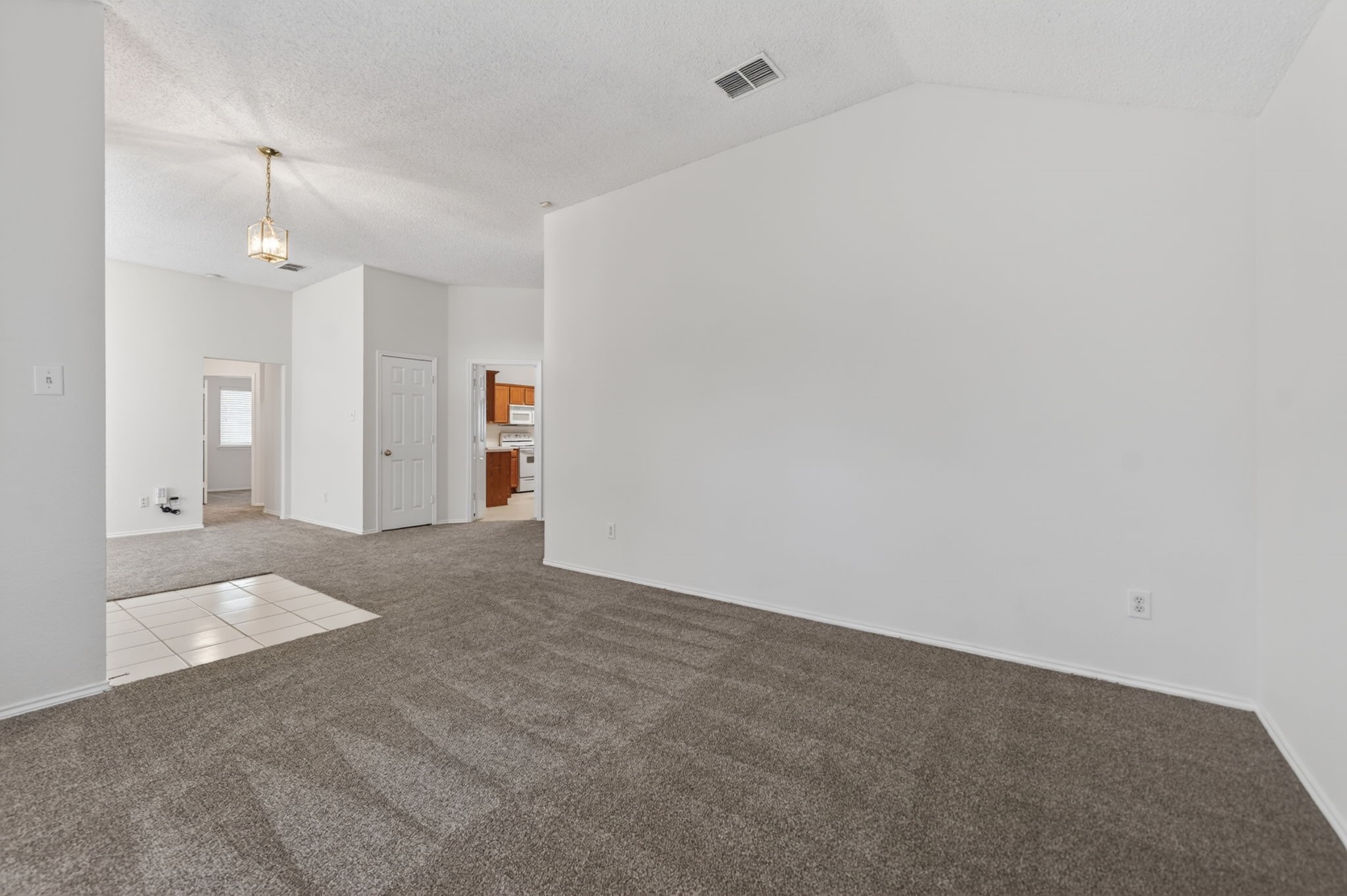 2505 Ash Creek
