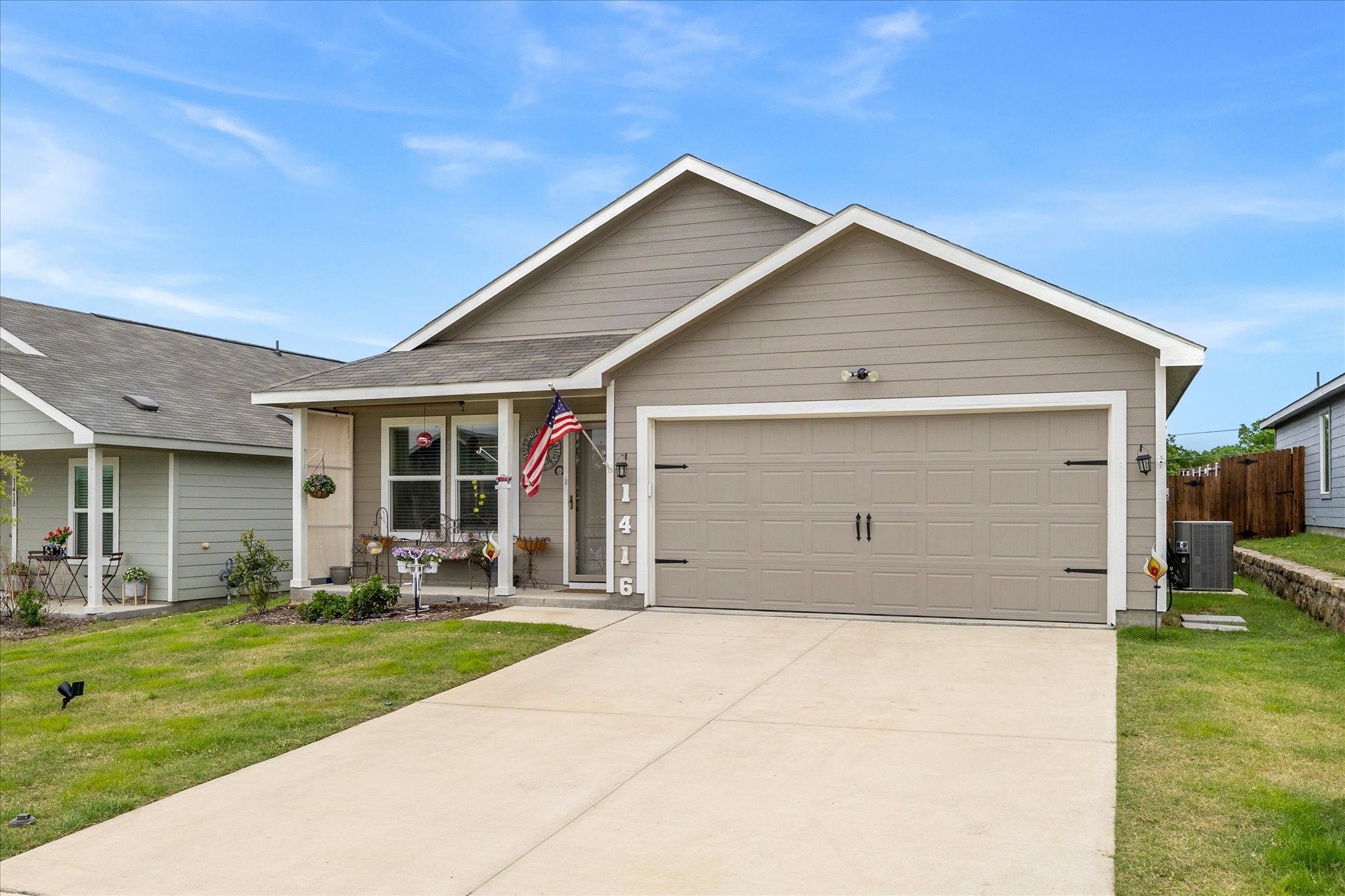 1416 Showdown Lane