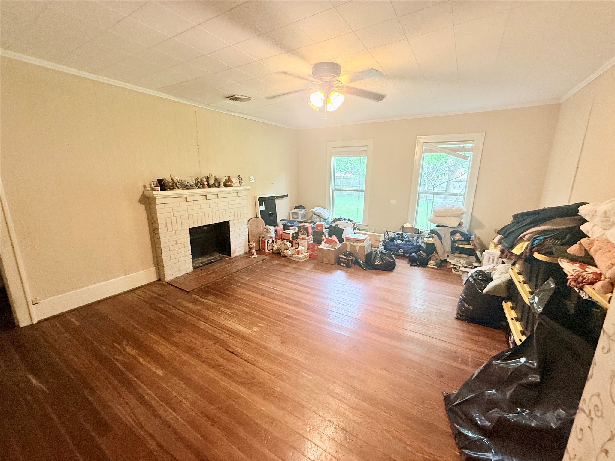 302 W Orville Street