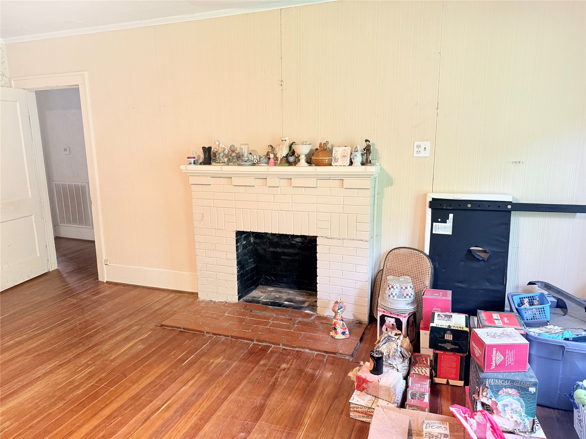 302 W Orville Street