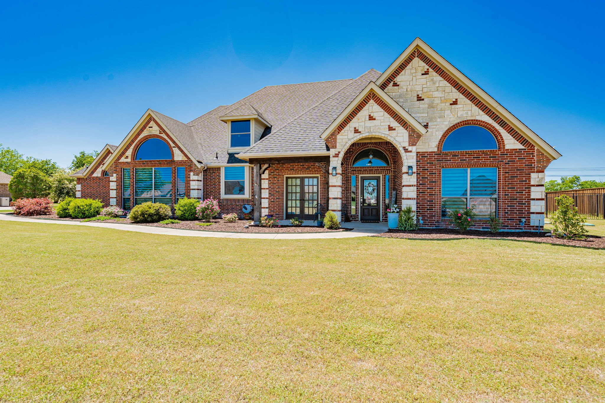 12176 Livingston Way