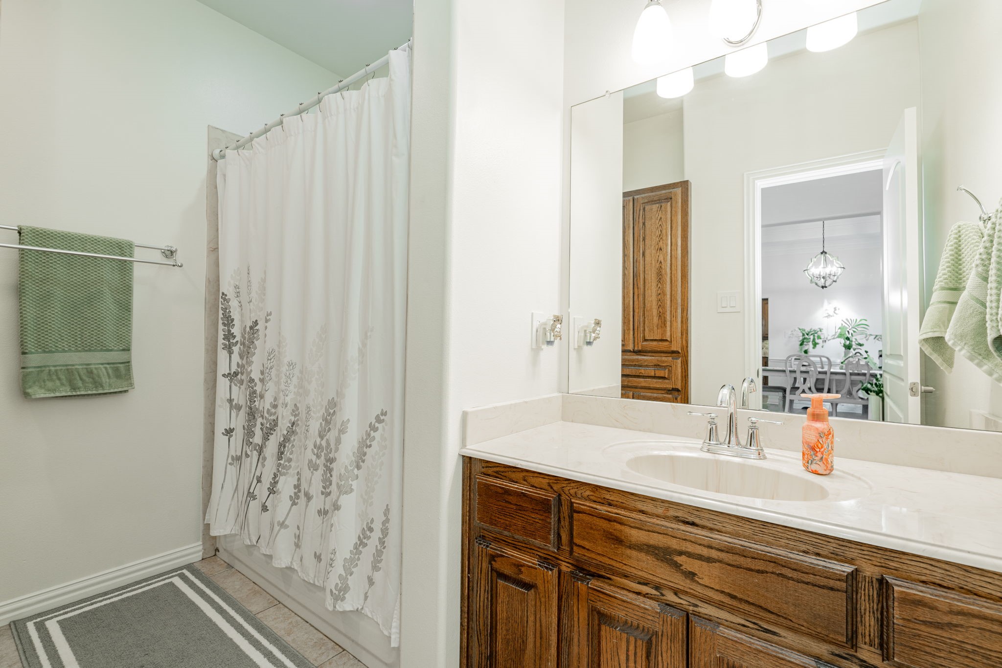 12176 Livingston Way