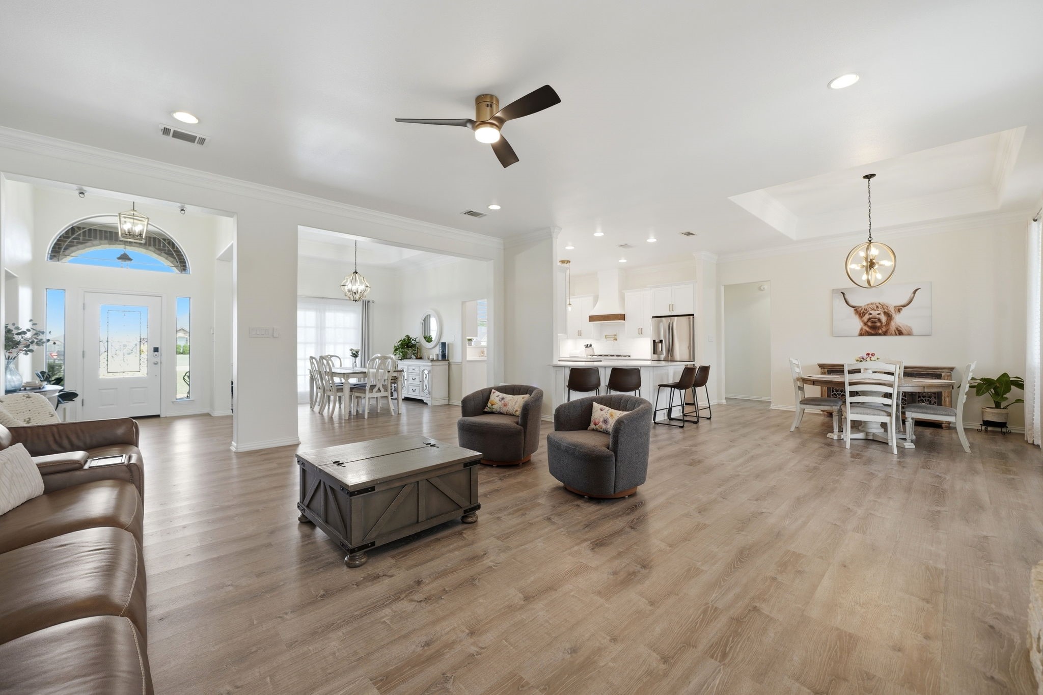 12176 Livingston Way