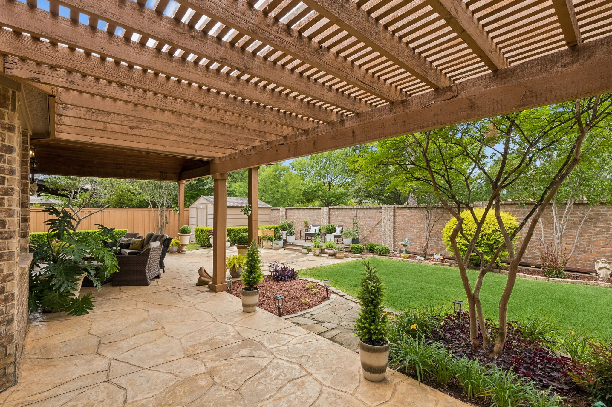 6501 Falcon Crest Lane