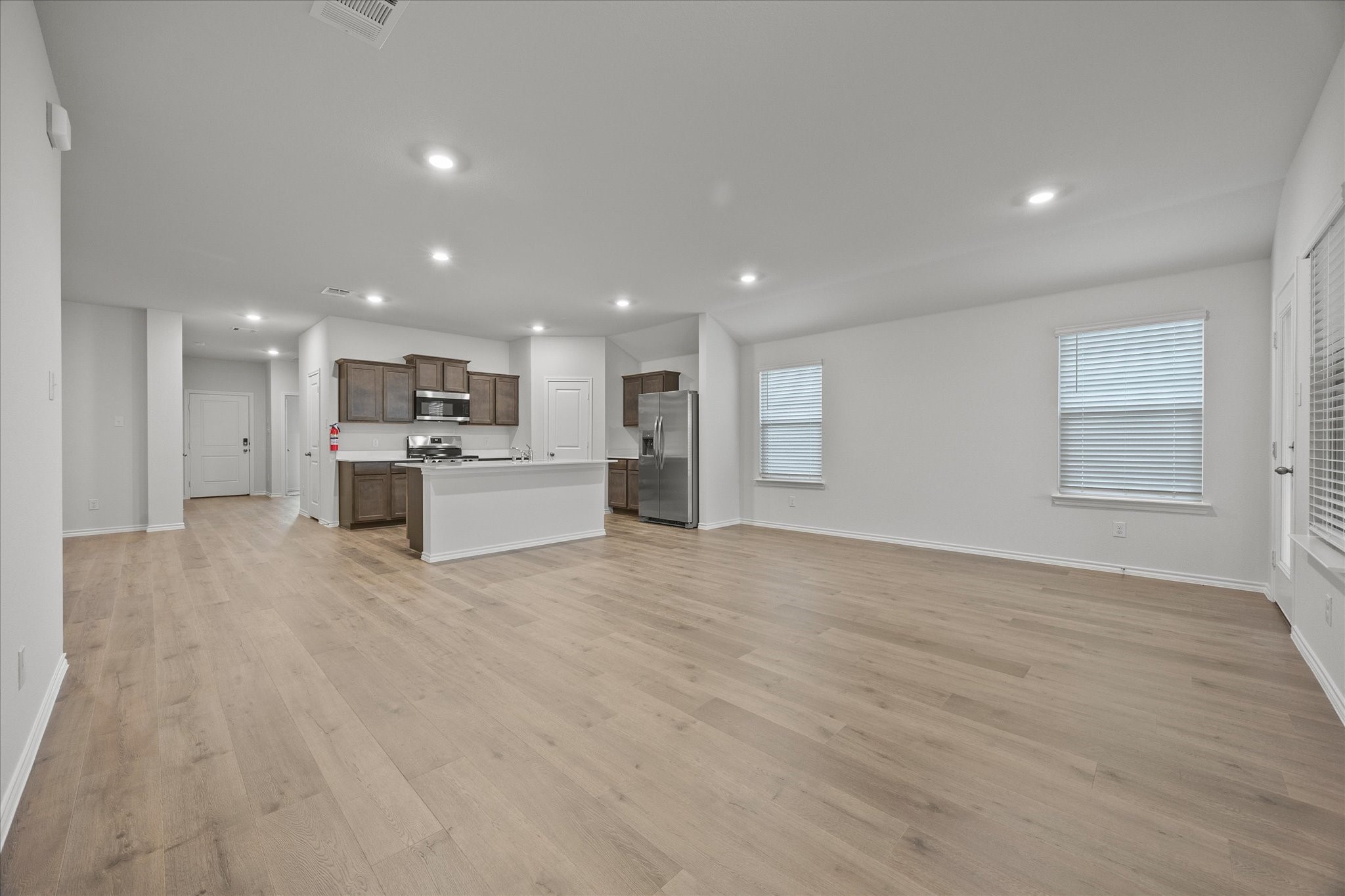 2307 Albert Lane