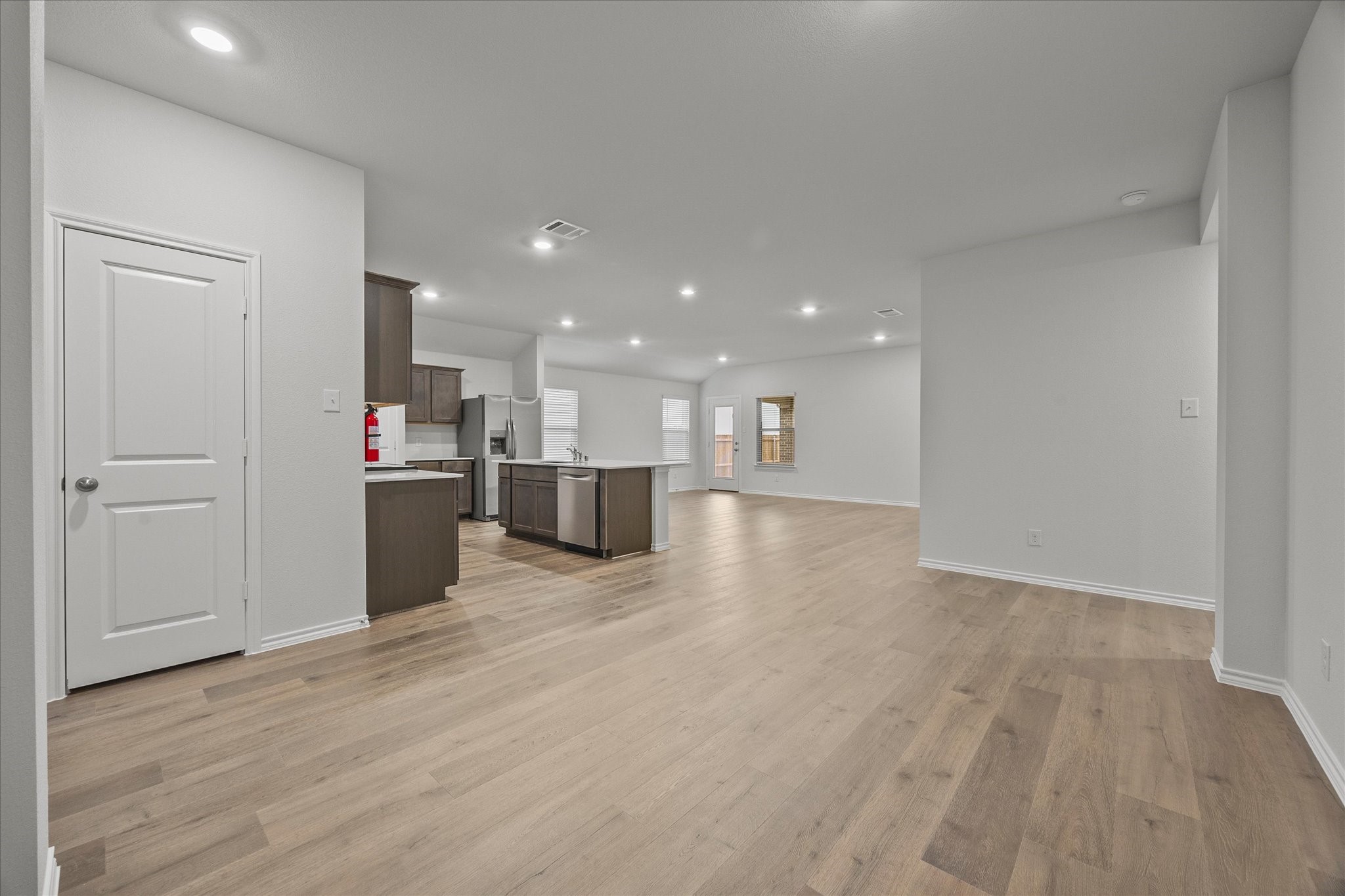2307 Albert Lane