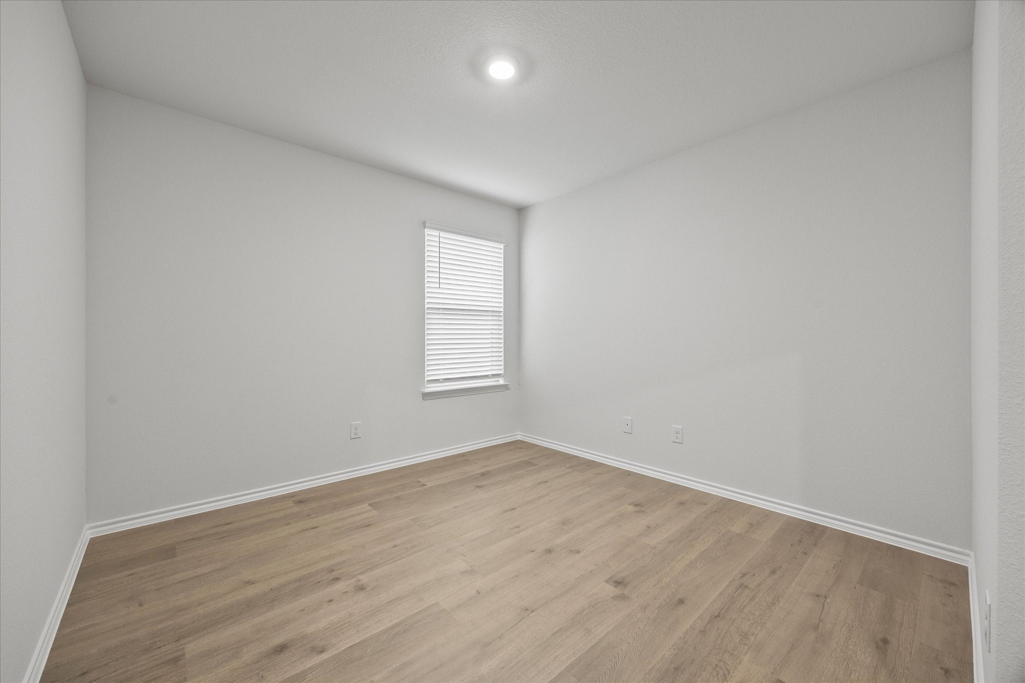 2307 Albert Lane