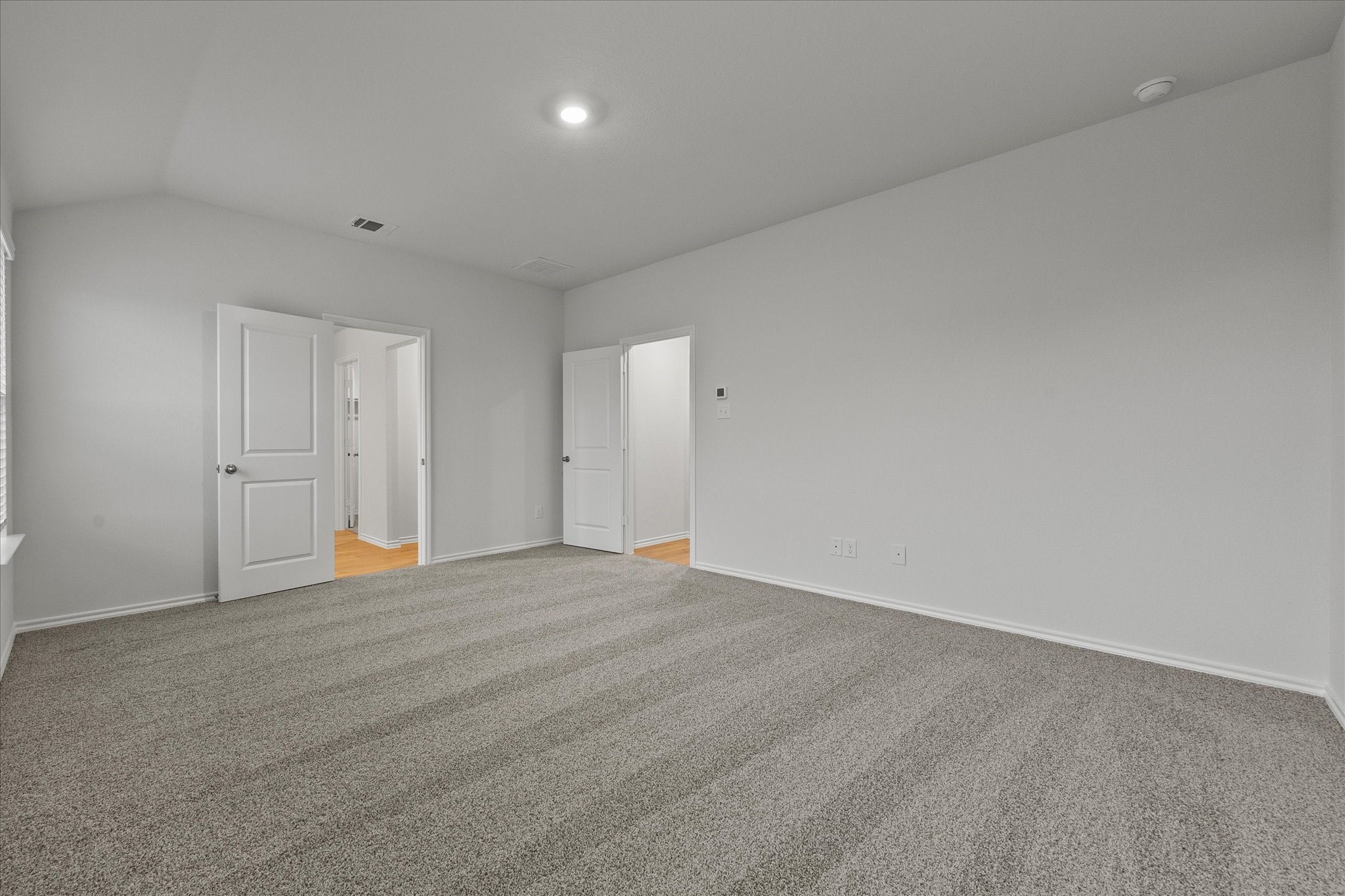 2307 Albert Lane