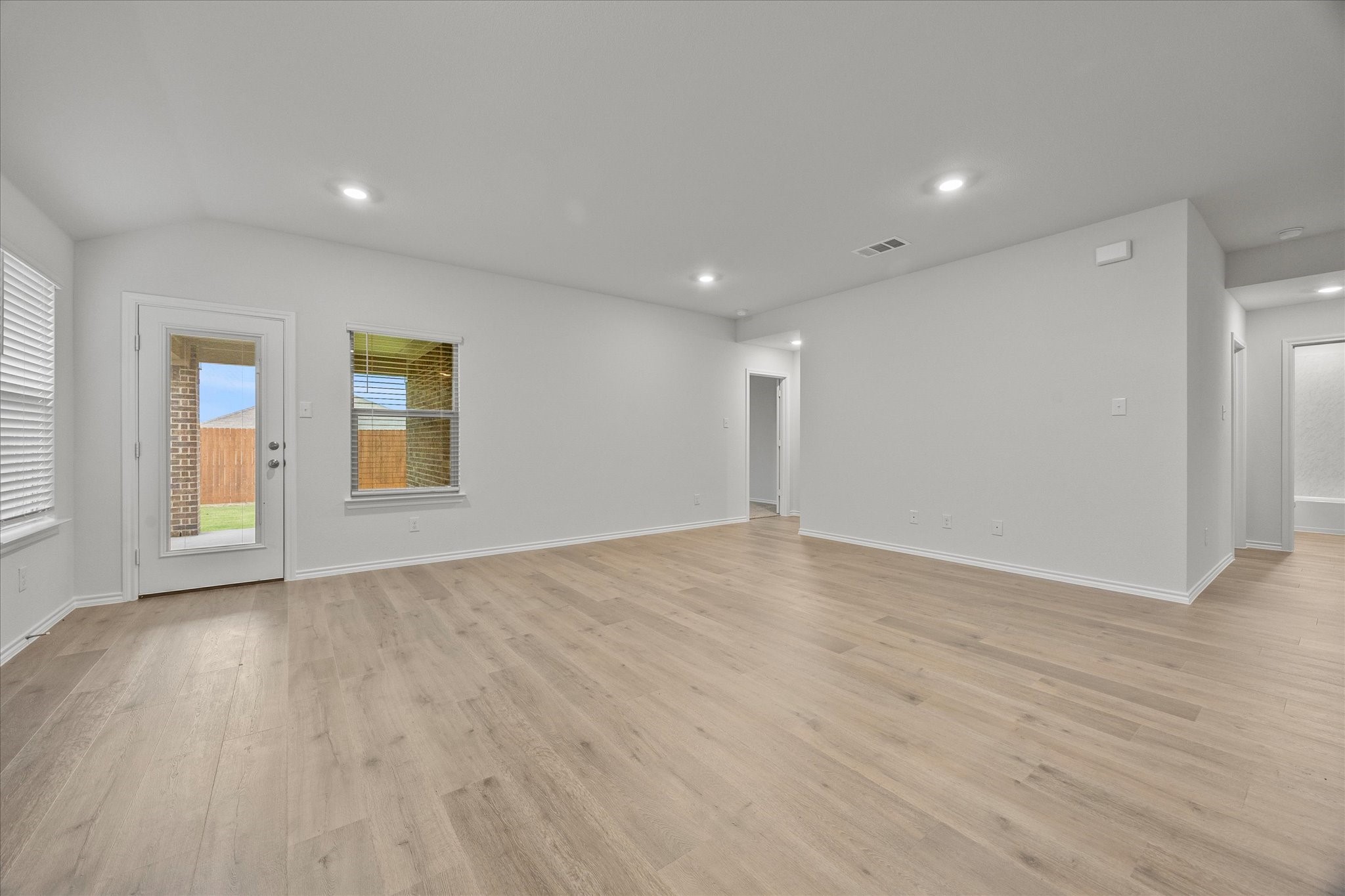 2307 Albert Lane
