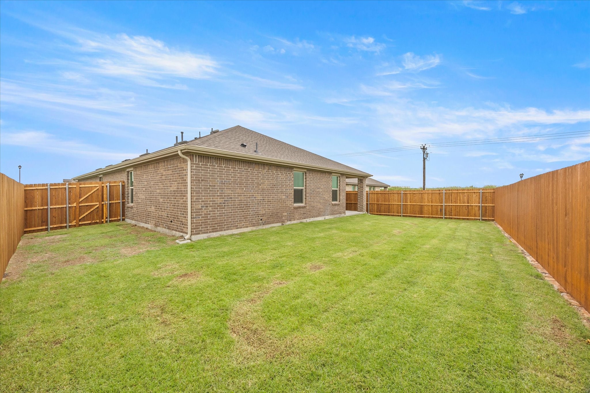 2307 Albert Lane