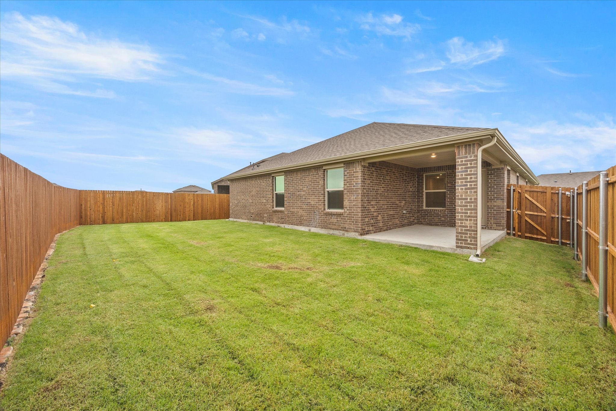 2307 Albert Lane