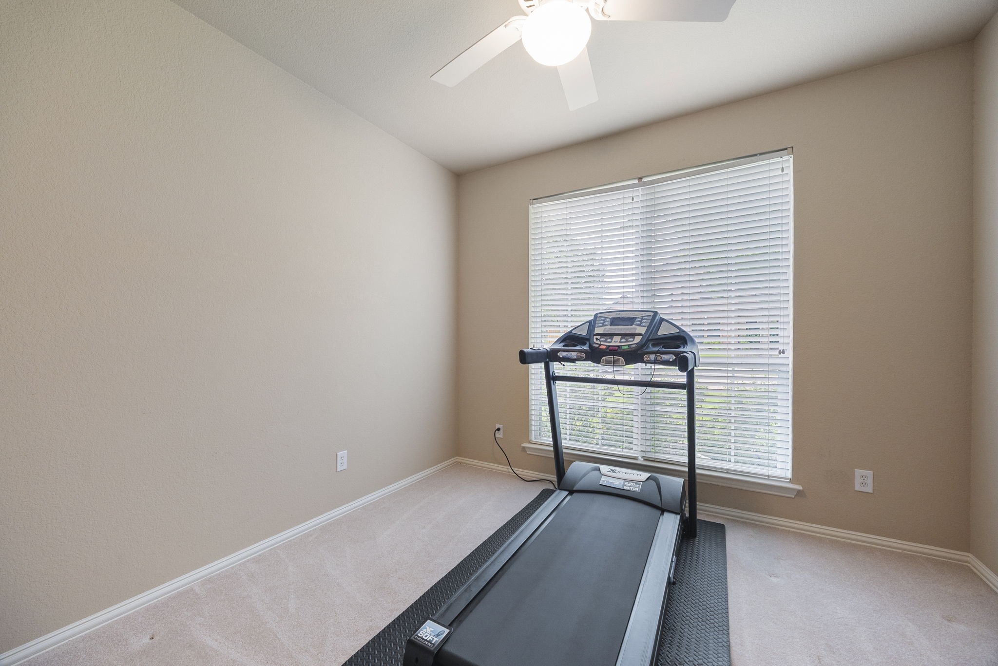 3276 Blue Oak Drive